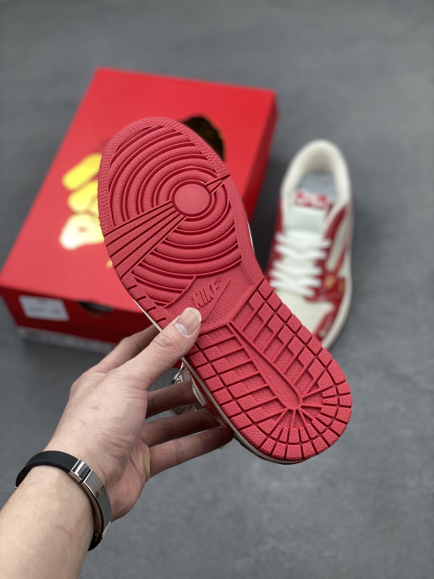 Nike Air Jordan 1 Low OG SP Chinese New Year - Limited Edition Sneakers 7 i1740849441541 1300 0 5