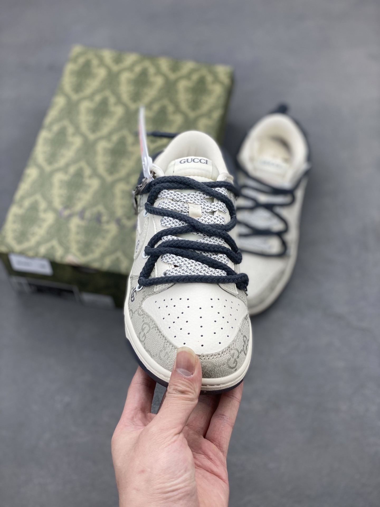 Nike SB Dunk Low "Gucci" Custom Sneakers - Grey & White Designer Shoes 2 i1740851705624 1816 0 1