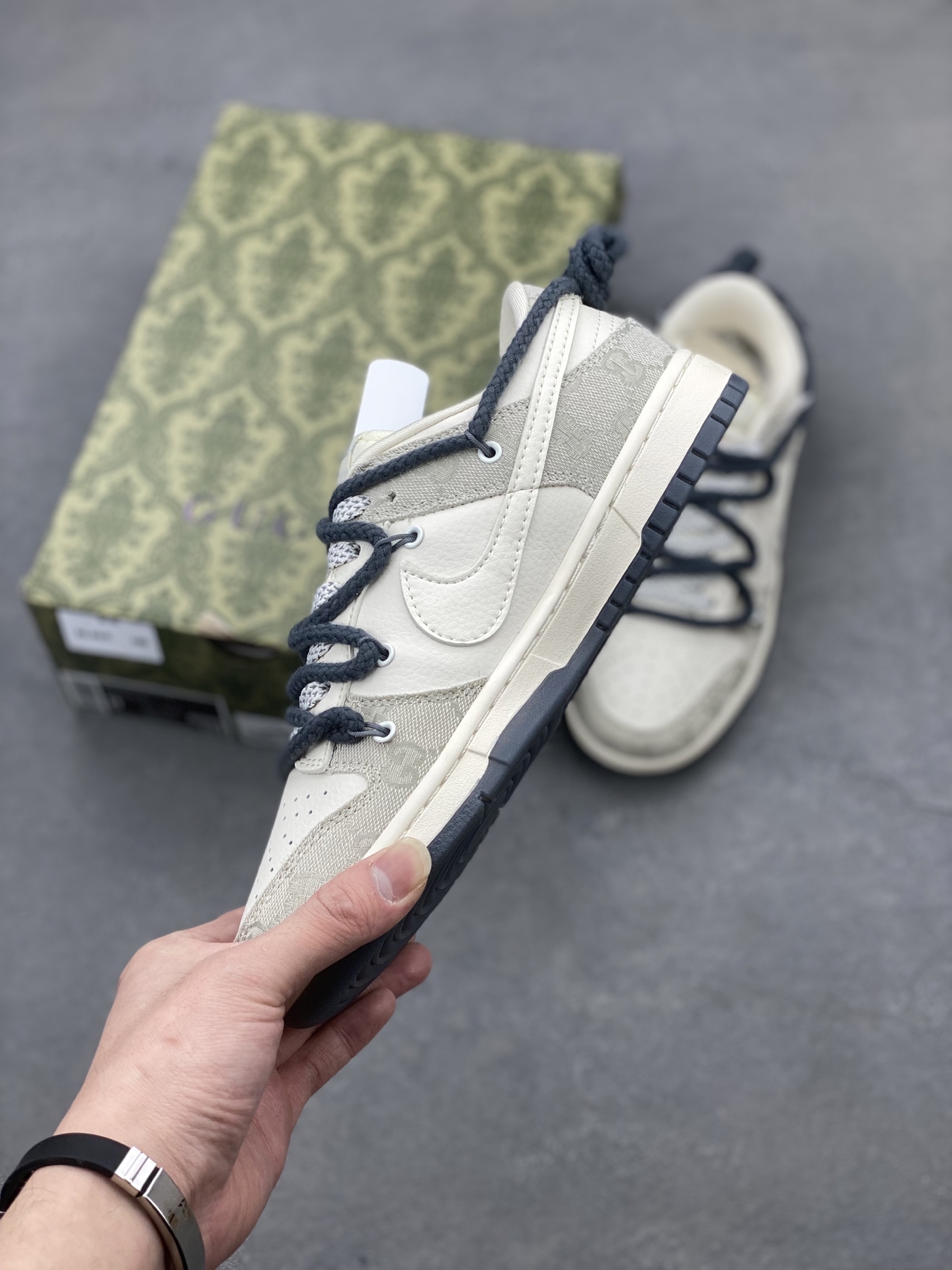 Nike SB Dunk Low "Gucci" Custom Sneakers - Grey & White Designer Shoes 3 i1740851705635 2564 0 2