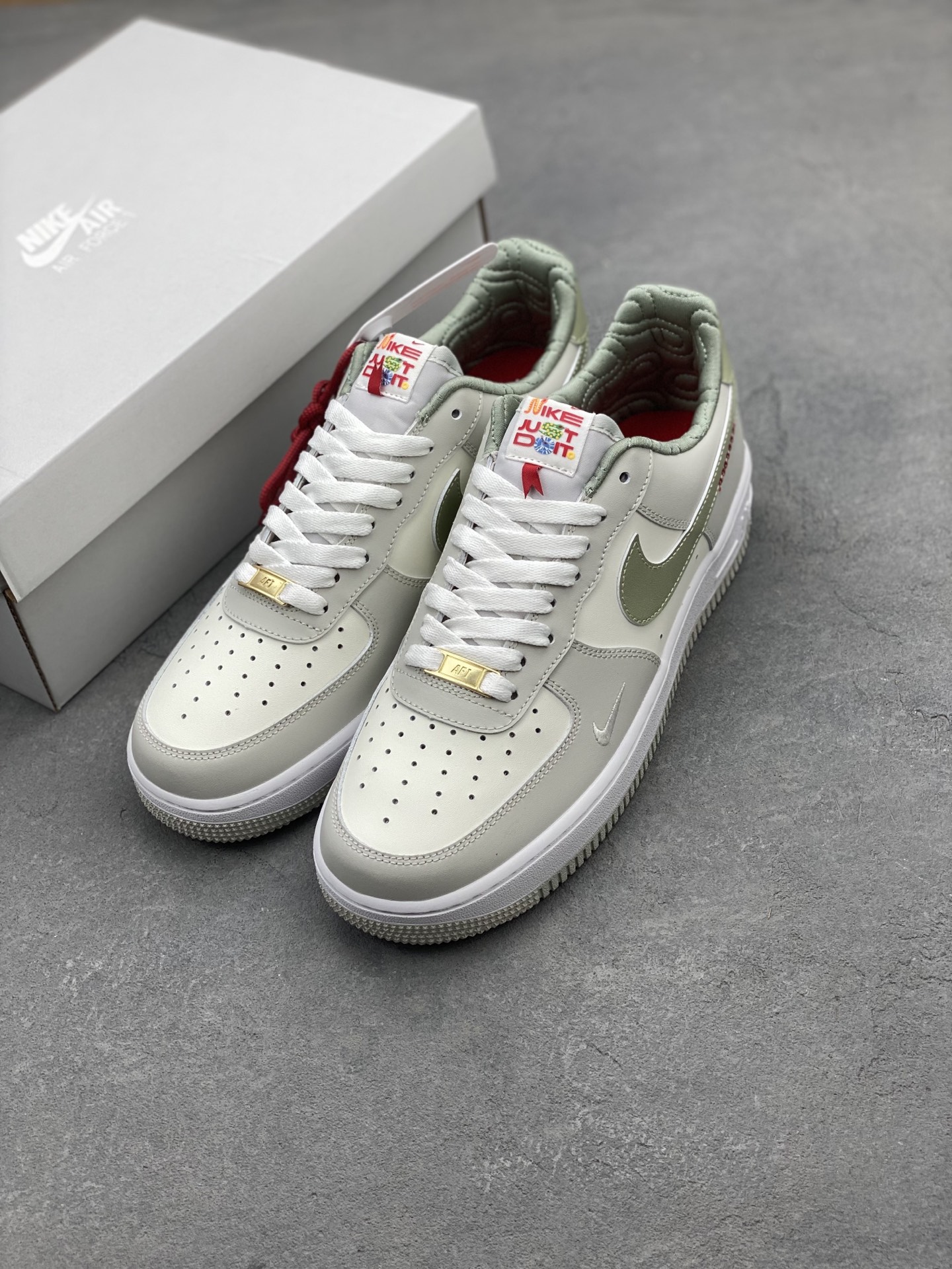 Nike Air Force 1 '07 Low Top Sneakers - Limited Edition, FV6000-131 9 i1740934170009 433 0 7