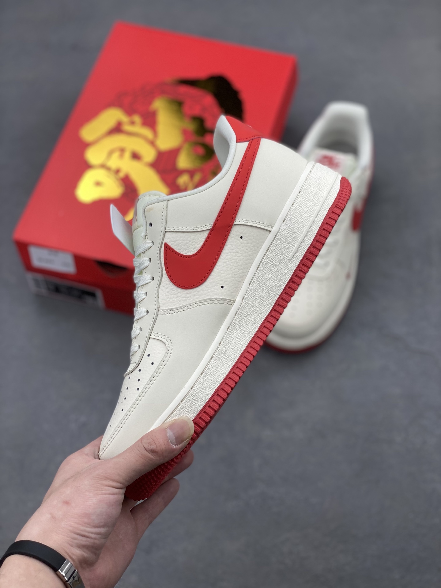 Nike Air Force 1 '07 Low Limited Edition Sneakers - Red/White 4 i1740934327173 2321 0 2