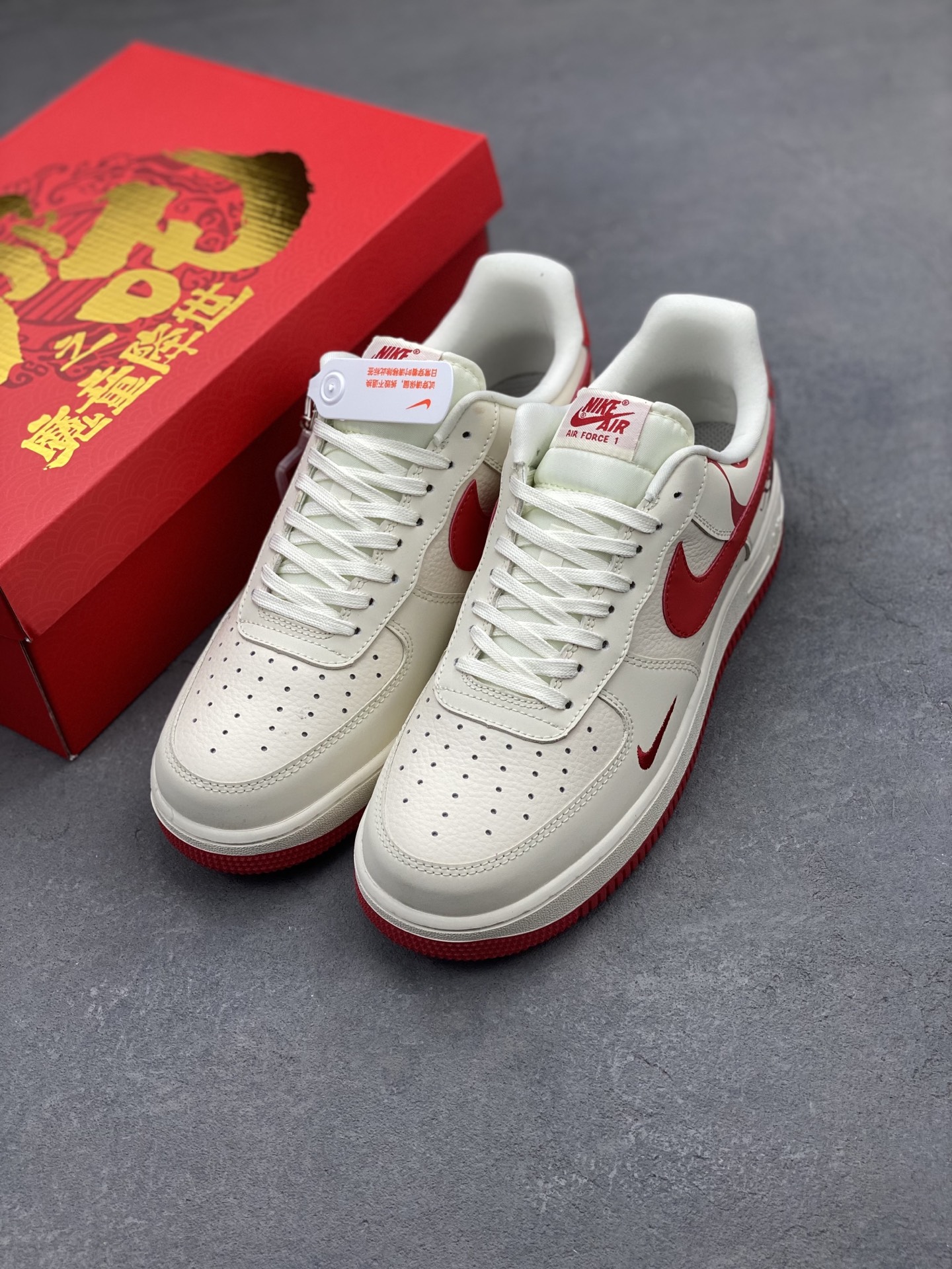 Nike Air Force 1 '07 Low Limited Edition Sneakers - Red/White 9 i1740934338460 2630 0 7