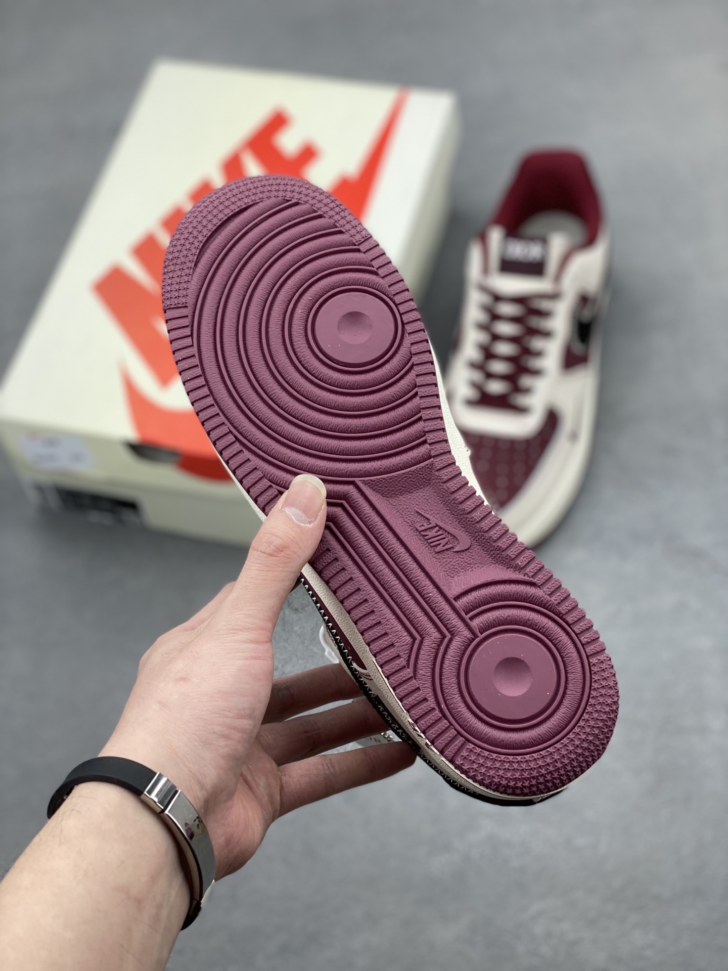 Nike Air Force 1 '07 Low Sneakers - Burgundy and Beige Limited Edition 7 i1741018962857 4113 0 5