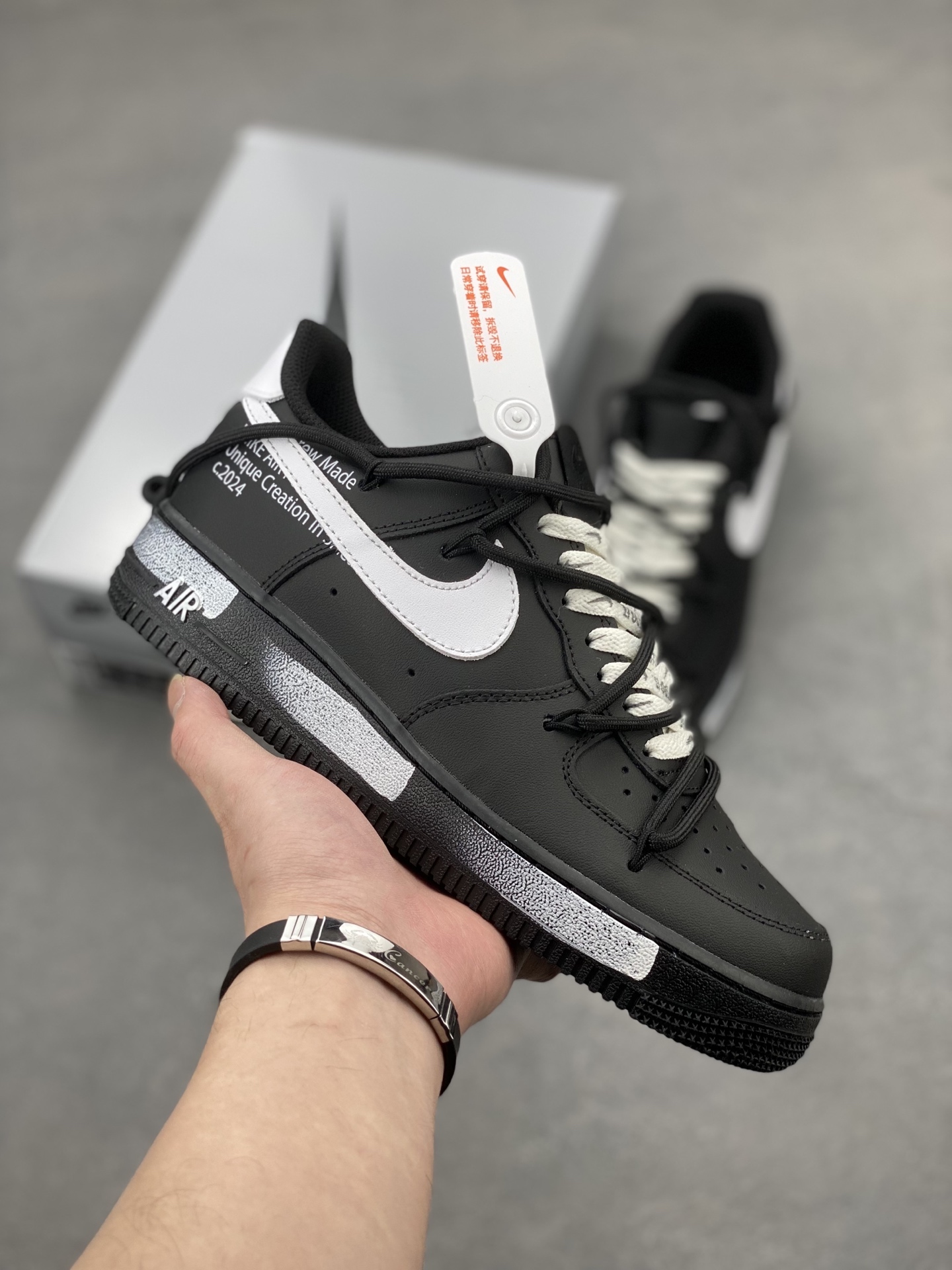 Nike Air Force 1 '07 Low Black/White Limited Edition Sneakers 2 i1741019059679 2258 0 0