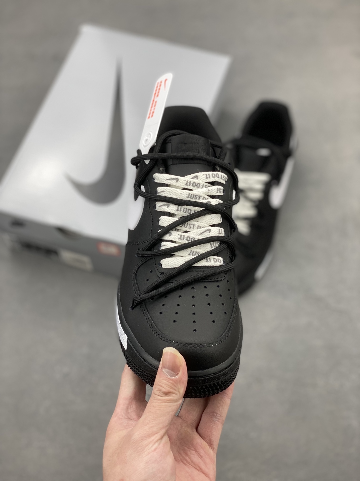 Nike Air Force 1 '07 Low Black/White Limited Edition Sneakers 3 i1741019061111 2999 0 1