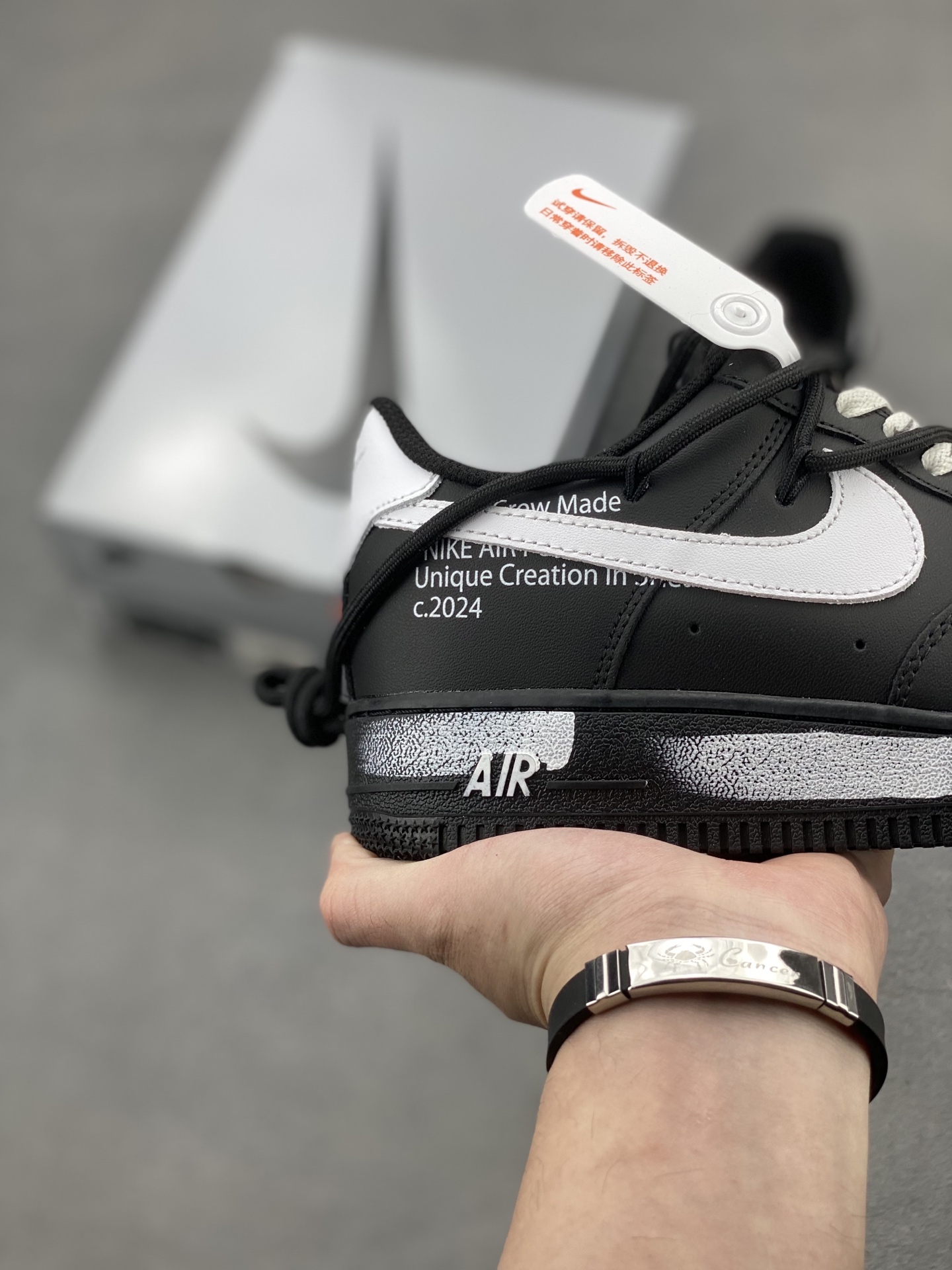 Nike Air Force 1 '07 Low Black/White Limited Edition Sneakers 6 i1741019061268 985 0 4