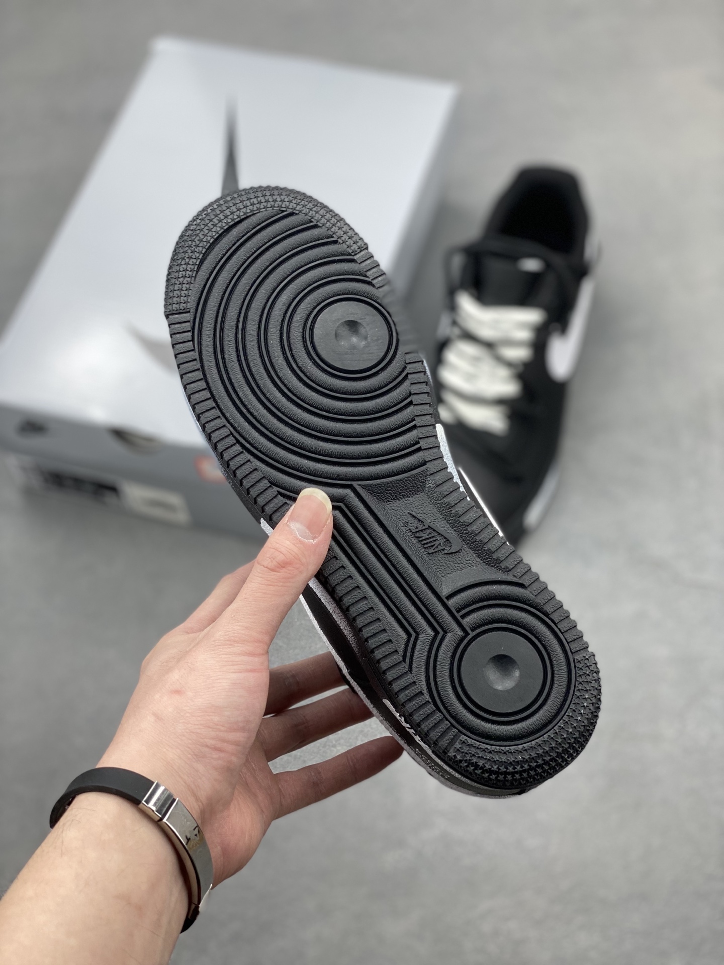 Nike Air Force 1 '07 Low Black/White Limited Edition Sneakers 7 i1741019064963 3963 0 5