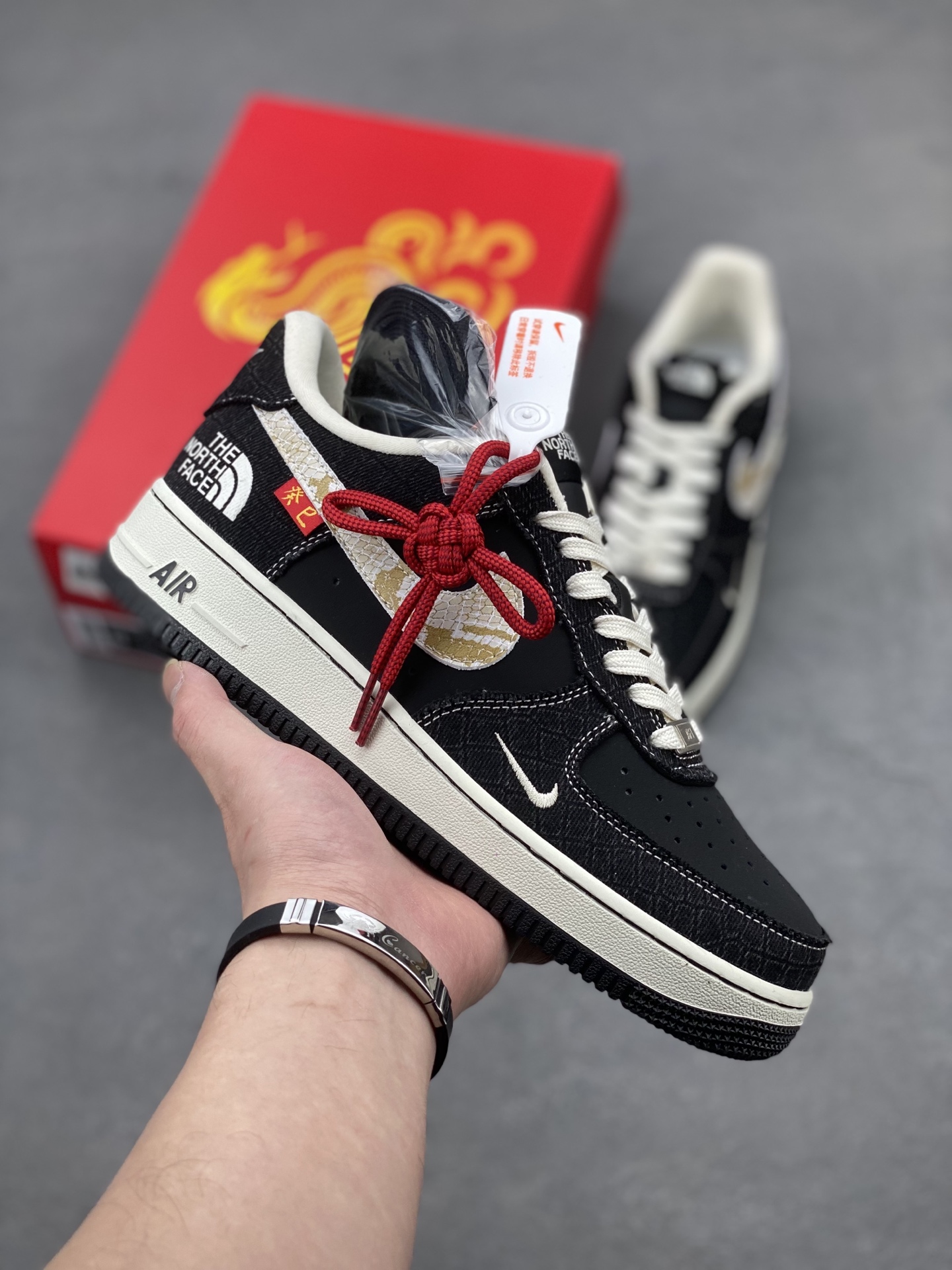 Nike Air Force 1 '07 Low 'The North Face' Black/White Casual Sneakers