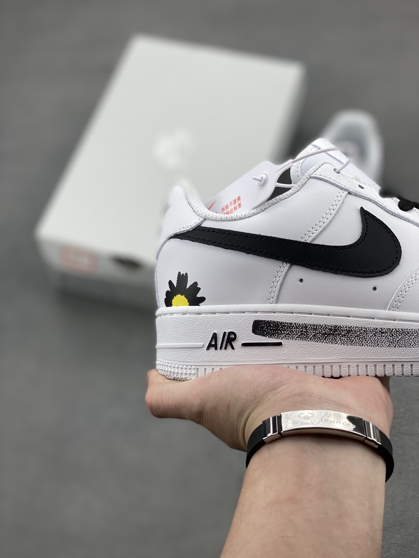 Nike Air Force 1 '07 Low White/Black Casual Sneakers CW2288-111 6 i1741019303011 7497 0 4