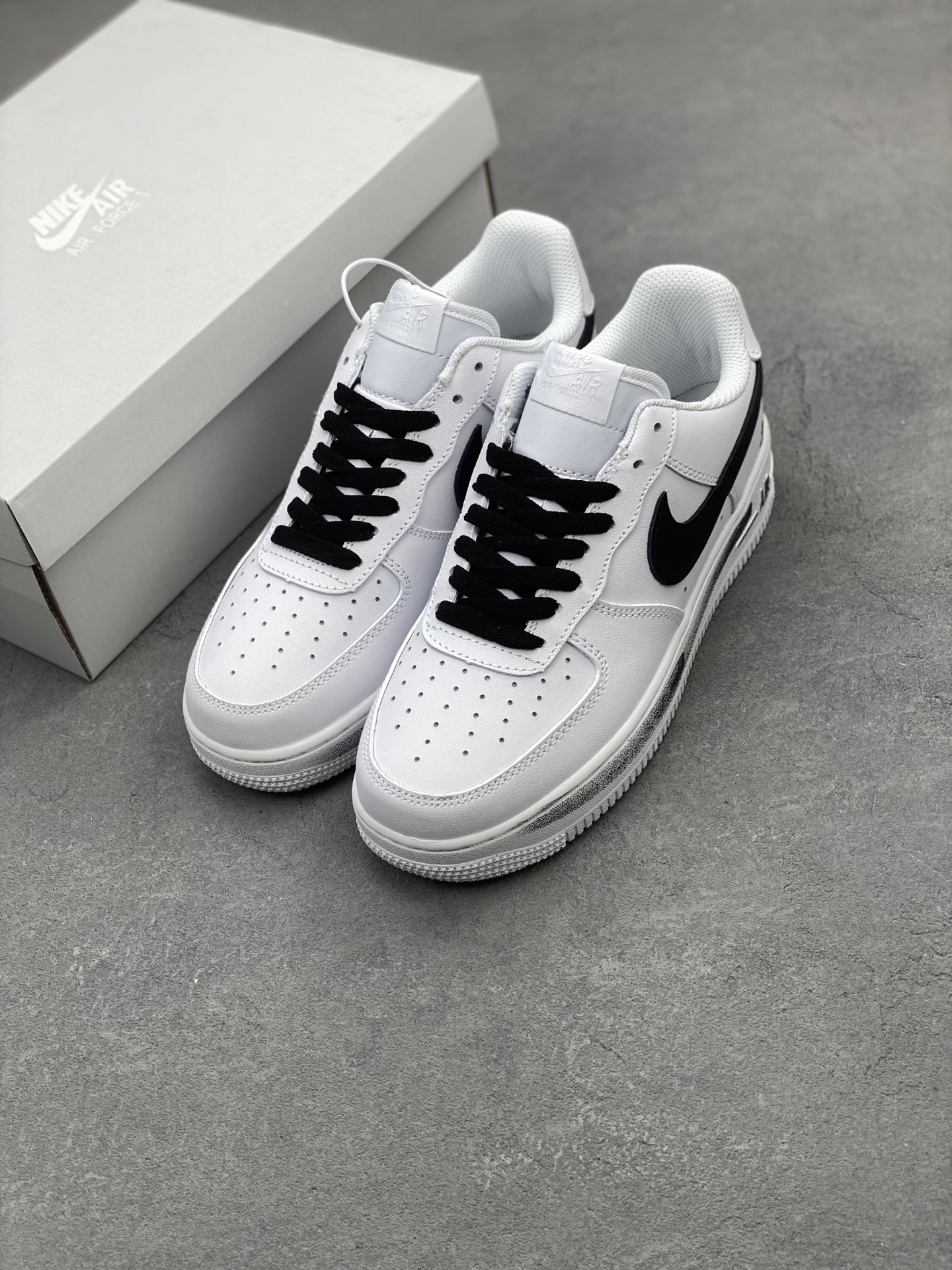 Nike Air Force 1 '07 Low White/Black Casual Sneakers CW2288-111 9 i1741019306571 2567 0 7