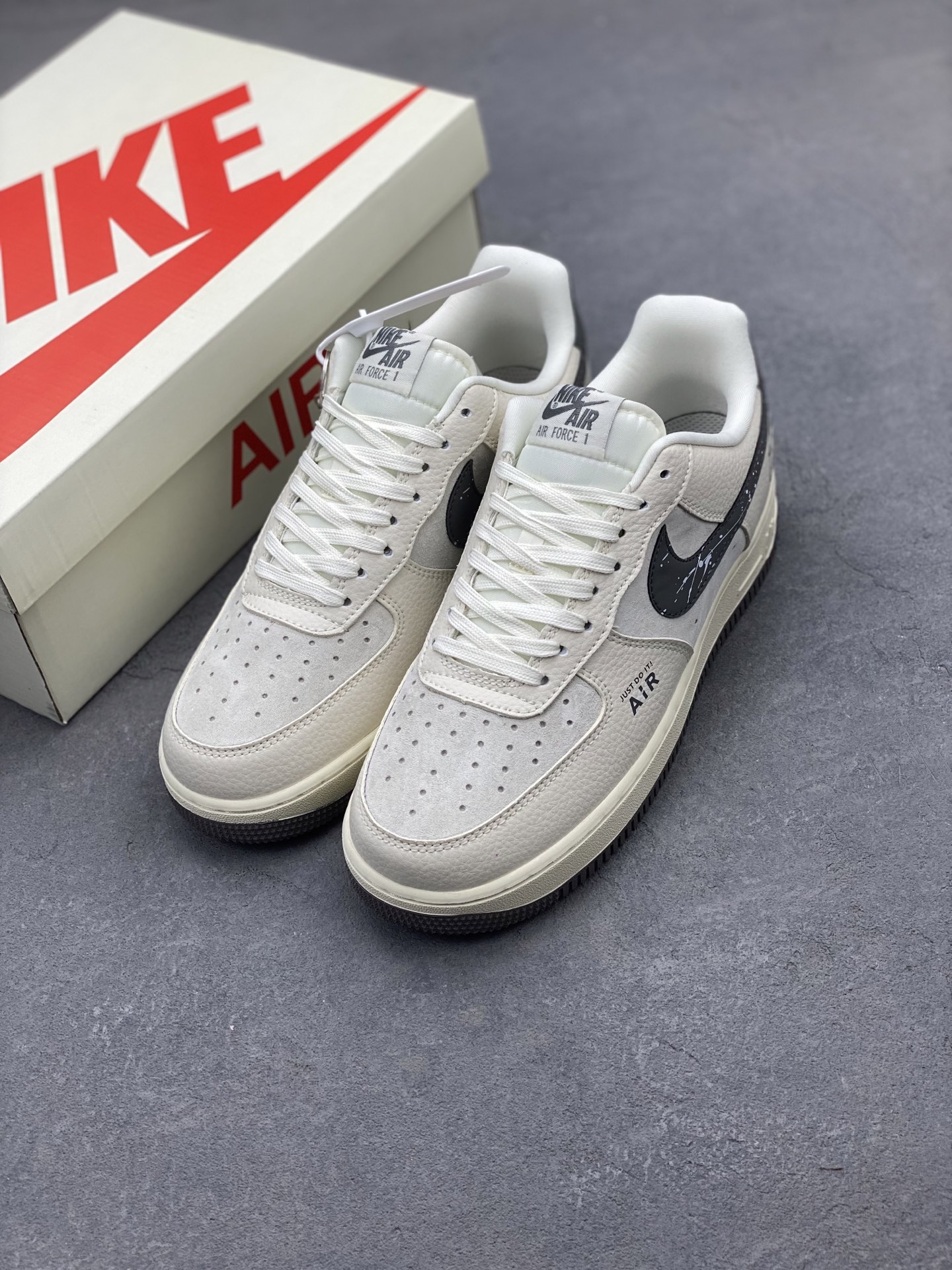 Nike Air Force 1 '07 Low Sneakers Limited Edition - Style DF0188-036 9 i1741104052482 39 0 7