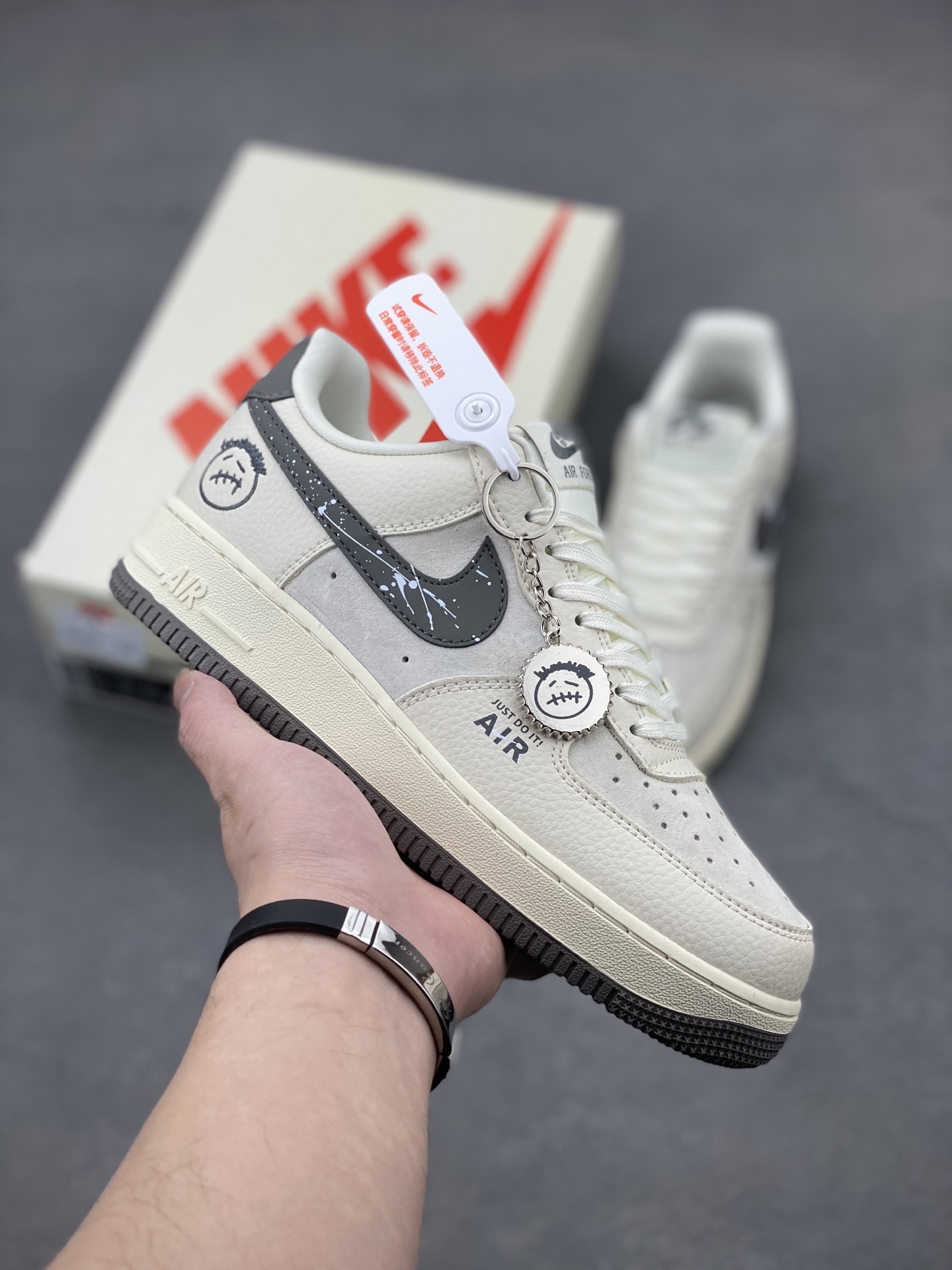Nike Air Force 1 '07 Low Sneakers Limited Edition - Style DF0188-036 2 i1741104052482 6727 0 0