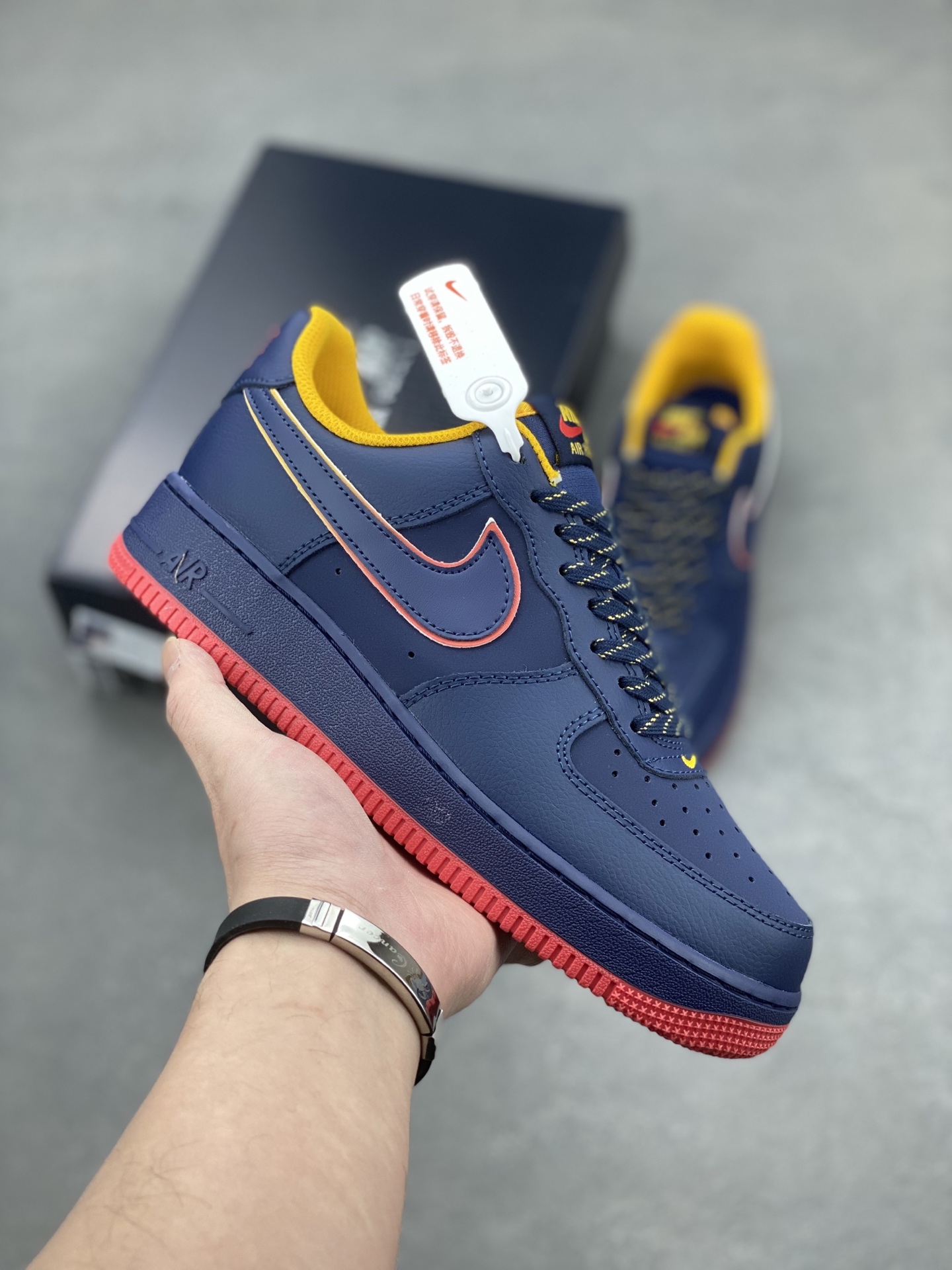 Nike Air Force 1 '07 Low Navy/Red Sneakers - Limited Edition 2 i1741277588655 3219 0 0
