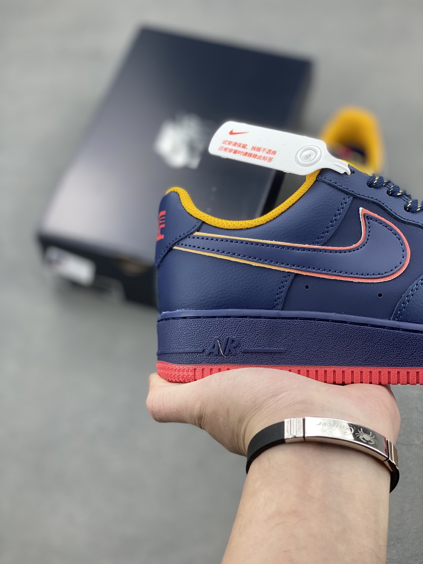 Nike Air Force 1 '07 Low Navy/Red Sneakers - Limited Edition 6 i1741277590465 6653 0 4