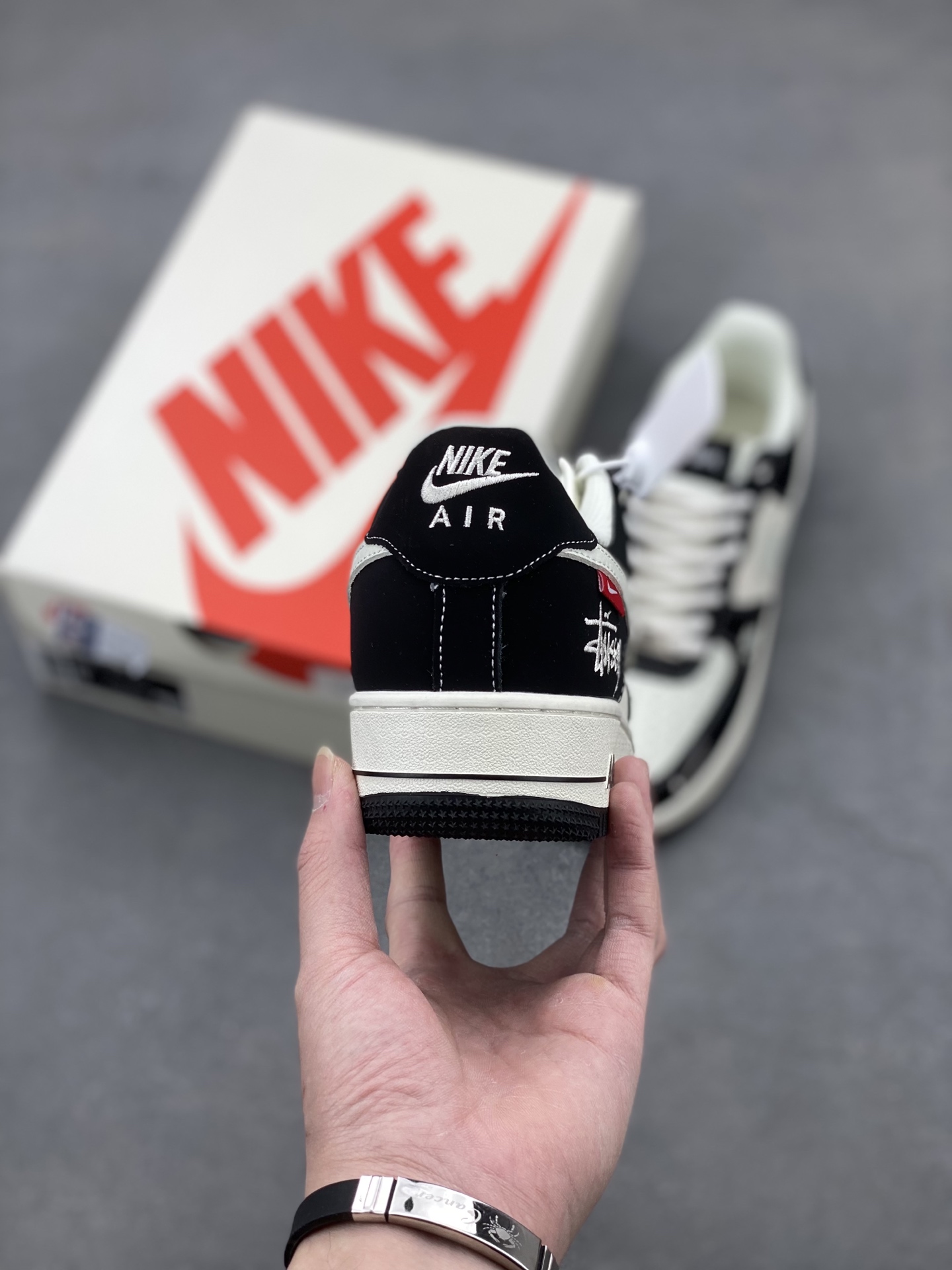Nike Air Force 1 '07 Low Stussy Collab Sneakers - Limited Edition 5 i1741277657201 5210 0 3
