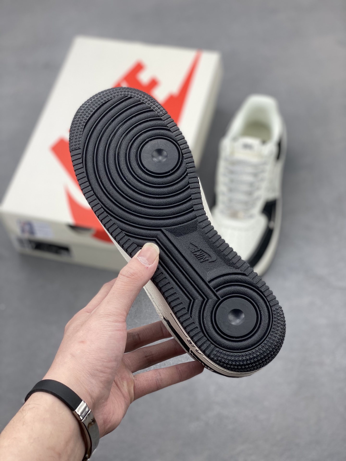 Nike Air Force 1 '07 Low Stussy Collab - Black & White Limited Edition 7 i1741277702904 3176 0 5