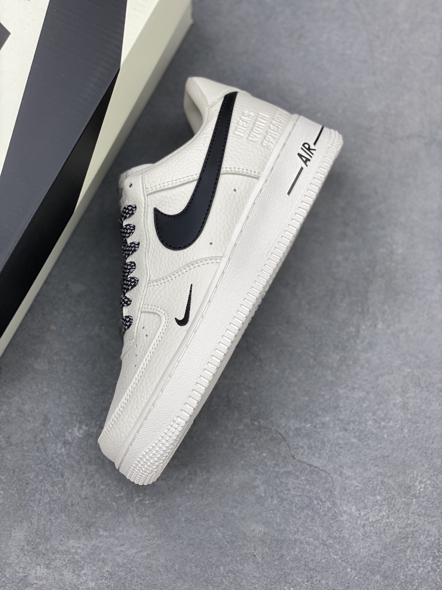 Nike Air Force 1 '07 Low Sneakers - Limited Edition, Comfortable and Stylish 8 i1741277913310 5349 0 6