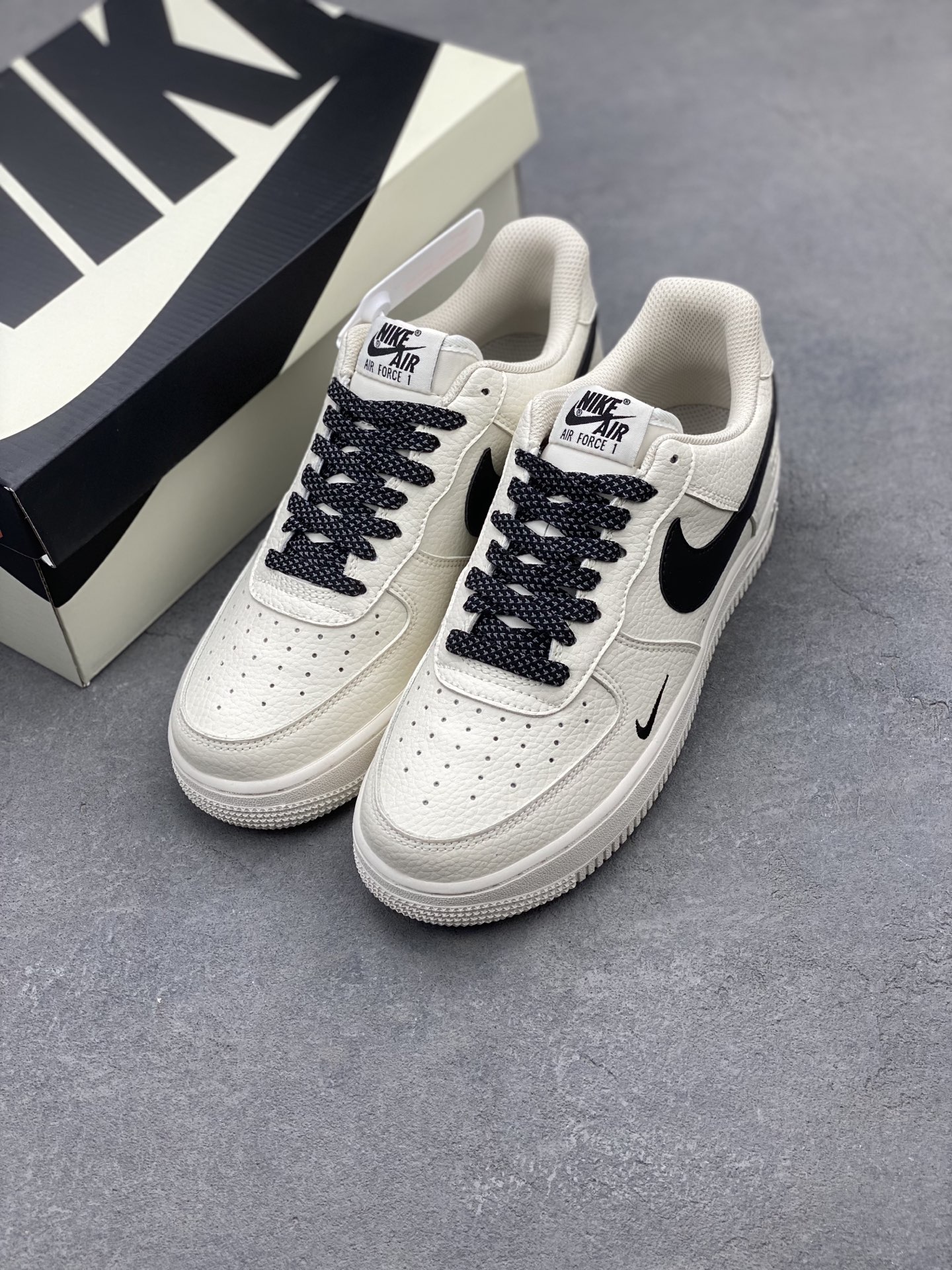 Nike Air Force 1 '07 Low Sneakers - Limited Edition, Comfortable and Stylish 9 i1741277917548 3778 0 7