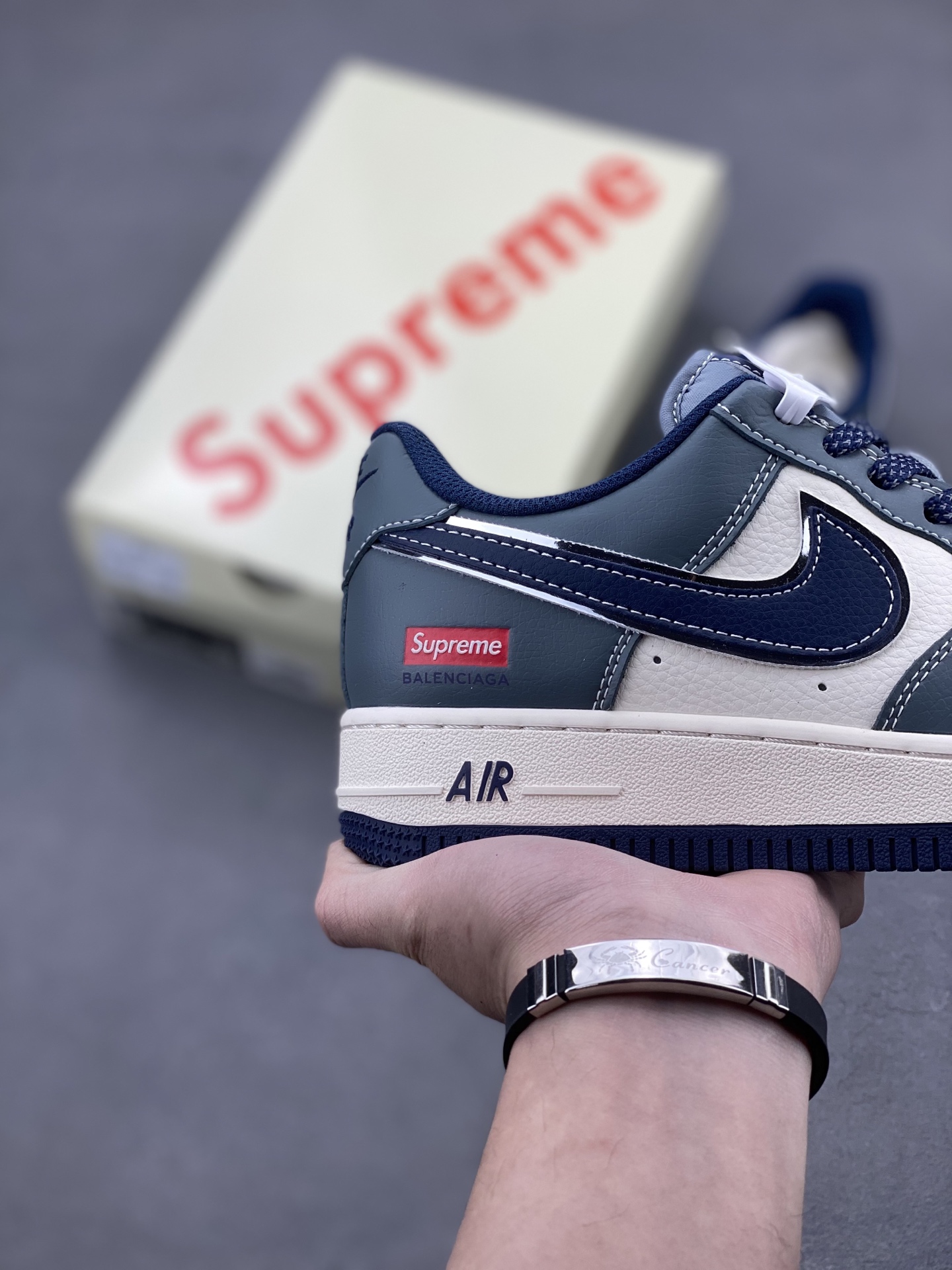 Nike Air Force 1 Low 07 x Supreme Sneakers - Navy/Grey, Various Sizes 6 i1741363296776 7956 0 4