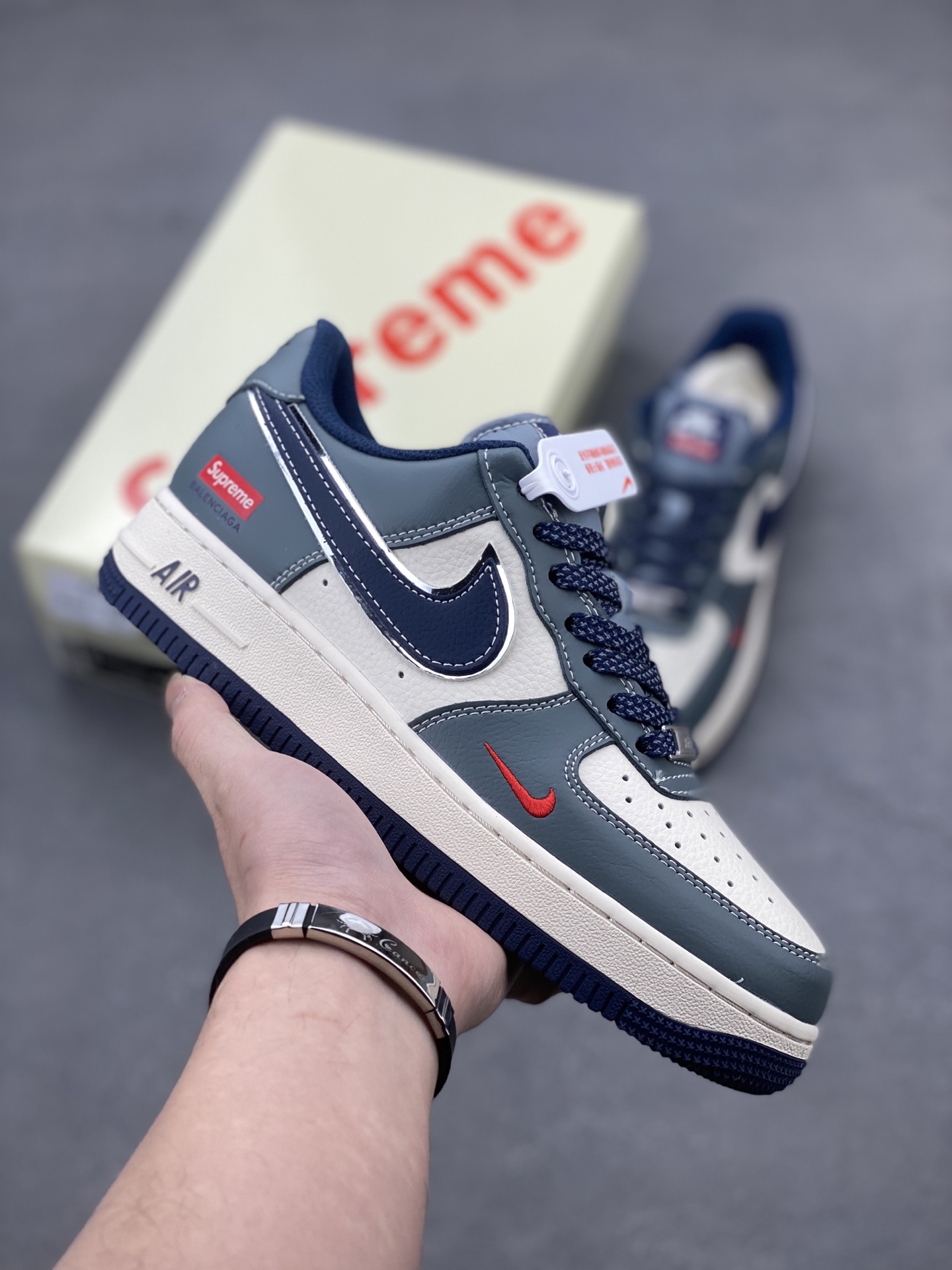 Nike Air Force 1 Low 07 x Supreme Sneakers - Navy/Grey, Various Sizes 2 i1741363299868 1871 0 0