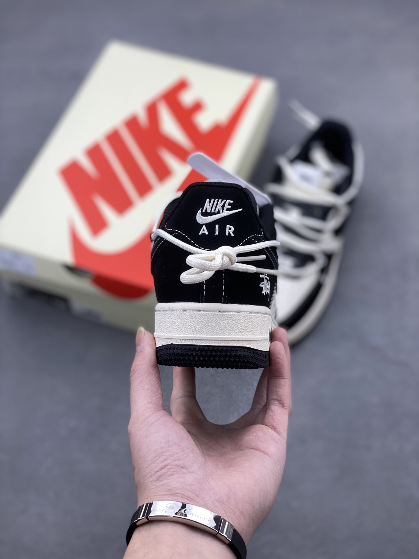 Nike Air Force 1 '07 Low Black/White Limited Edition Sneakers For Men and Women 5 i1741363359080 6345 0 3