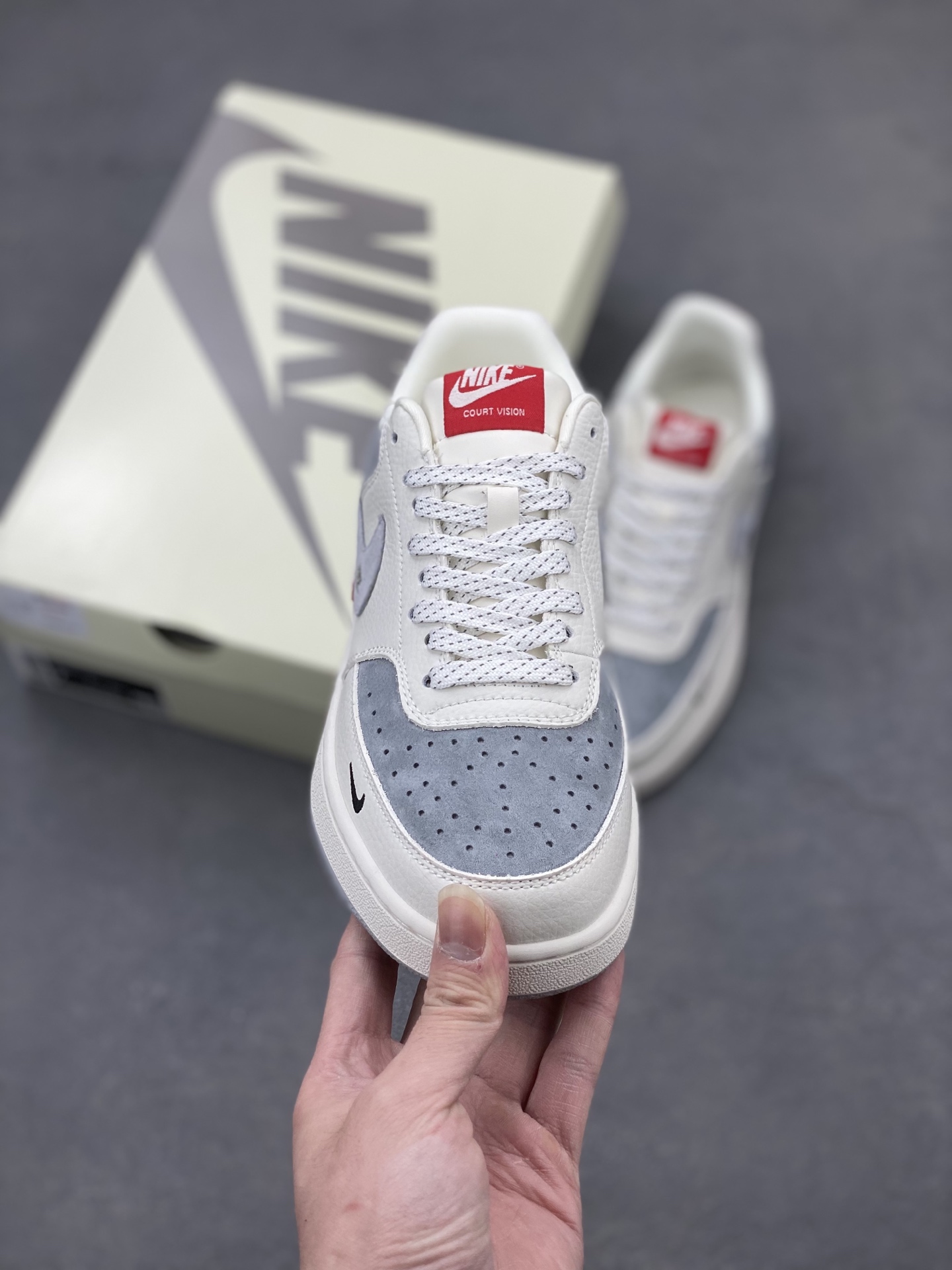 Nike Ebernon Low PRM: Versatile, Breathable Sneakers for Everyday Style and Comfort 3 i1741363565401 9186 0 1