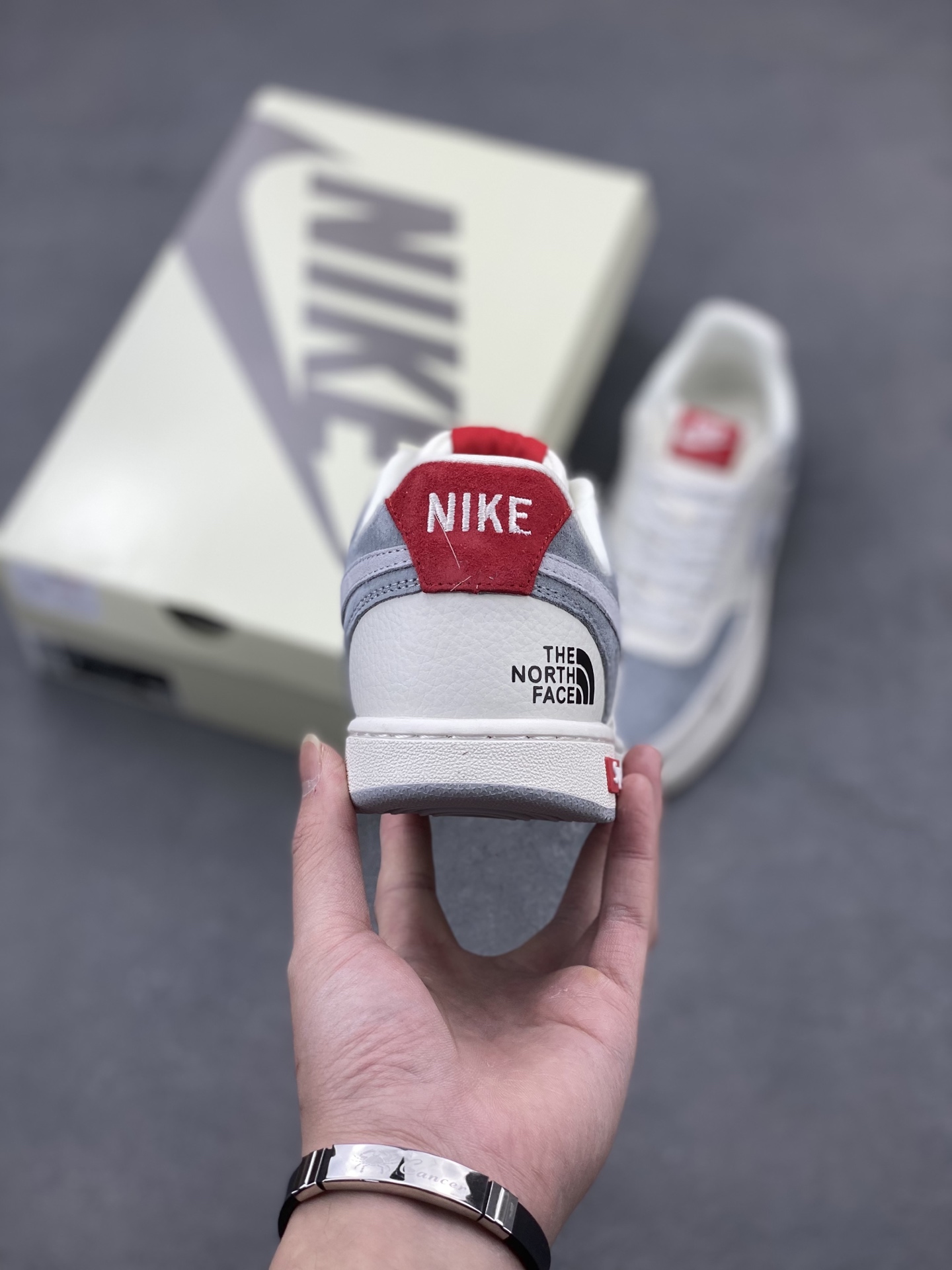 Nike Ebernon Low PRM: Versatile, Breathable Sneakers for Everyday Style and Comfort 5 i1741363569746 5945 0 3