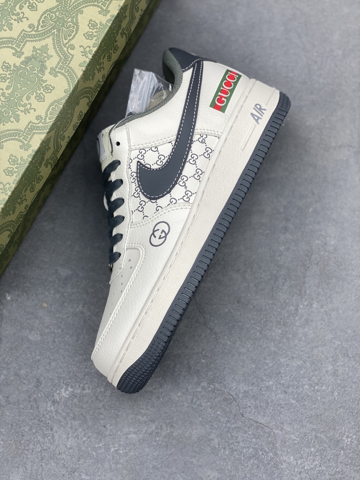 Nike Air Force 1 '07 Low Gucci Sneakers Limited Edition - Custom Hardware 8 i1741449926984 9802 0 6