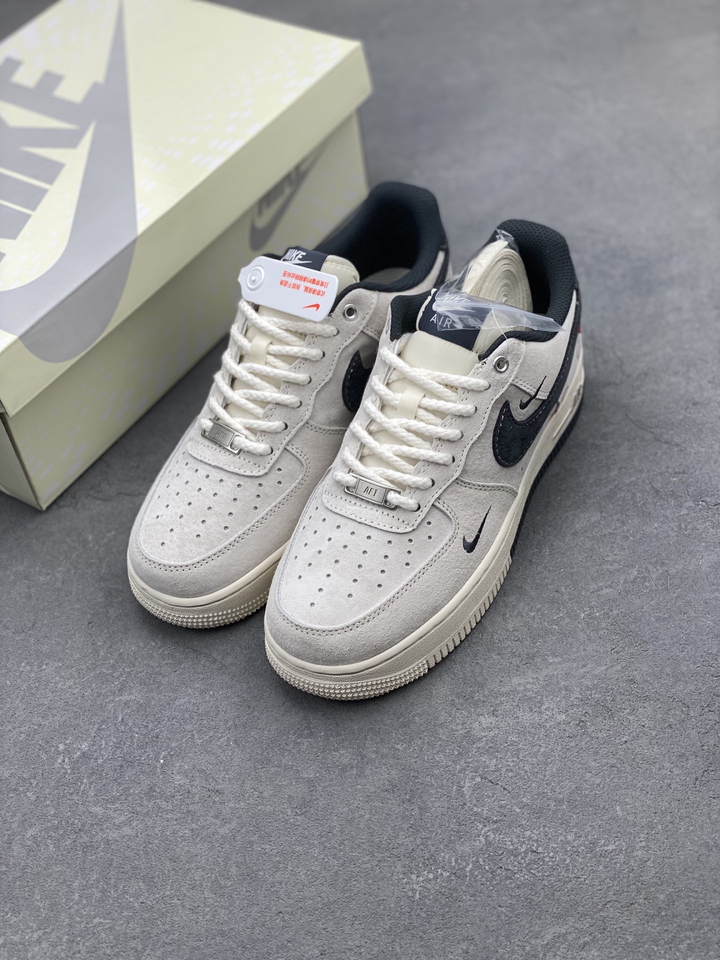 Nike Air Force 1 '07 Low Sneakers - Limited Edition,Supreme Collaboration 9 i1741449959832 9444 0 7