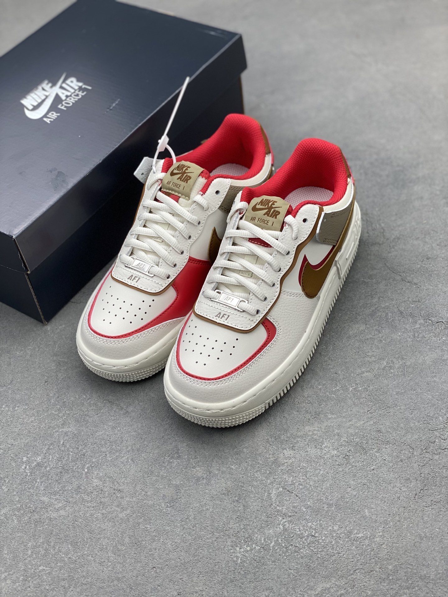 Nike Air Force 1 Shadow Low-Top Sneakers - Women's Fashionable Shoes 9 i1741450037688 2769 0 7