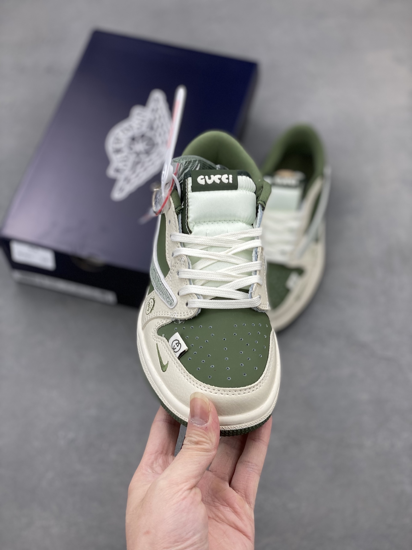 Air Jordan 1 Low Travis Scott x Gucci Olive Green Sneakers 3 i1741450642690 3354 0 1