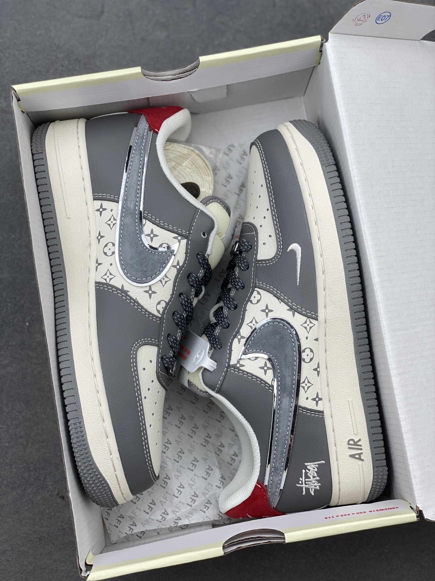 Nike Air Force 1 '07 Low Stussy Collab Gray Red Print Limited Edition 10 i1741537020926 5554 0 8