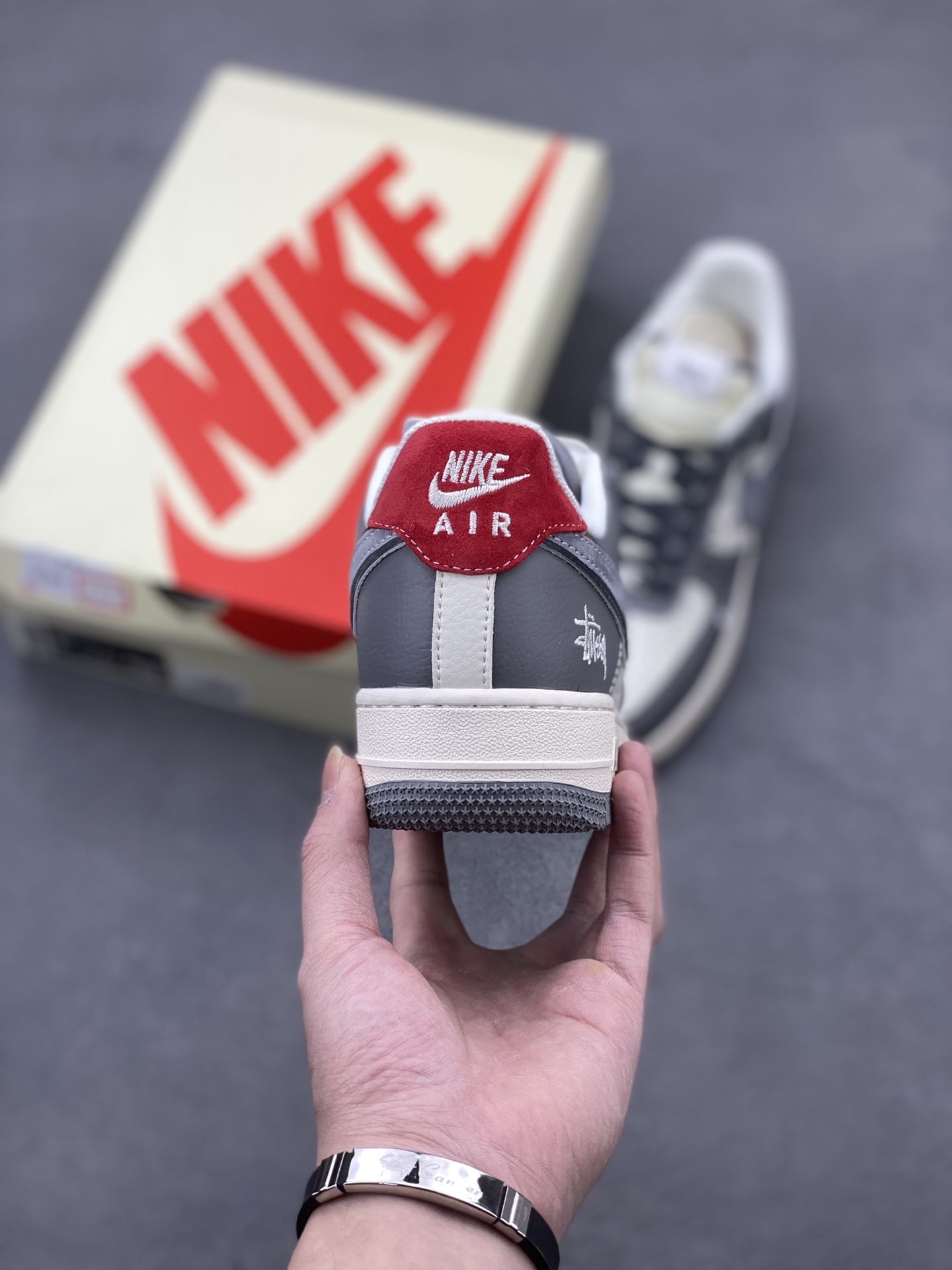 Nike Air Force 1 '07 Low Stussy Collab Gray Red Print Limited Edition 5 i1741537023220 6556 0 3