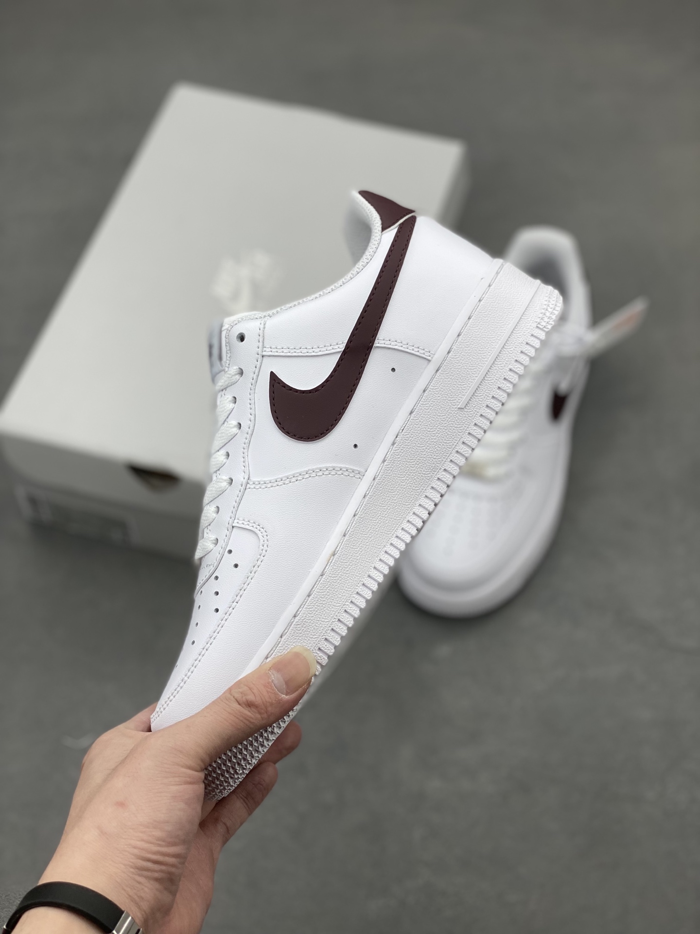 Nike Air Force 1 '07 Low White/Burgundy Casual Sneakers FJ4146-112 4 i1741623400945 2019 0 2