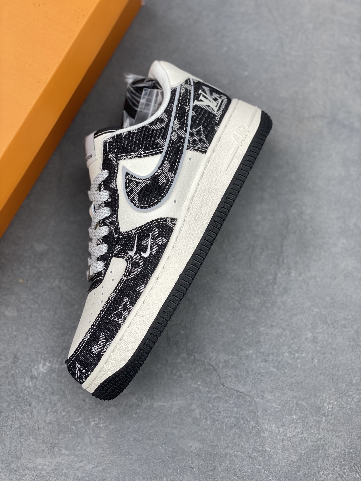 Nike Air Force 1 '07 Low Louis Vuitton Collab Sneakers - Starry Night Black 8 i1741710018138 4613 0 6