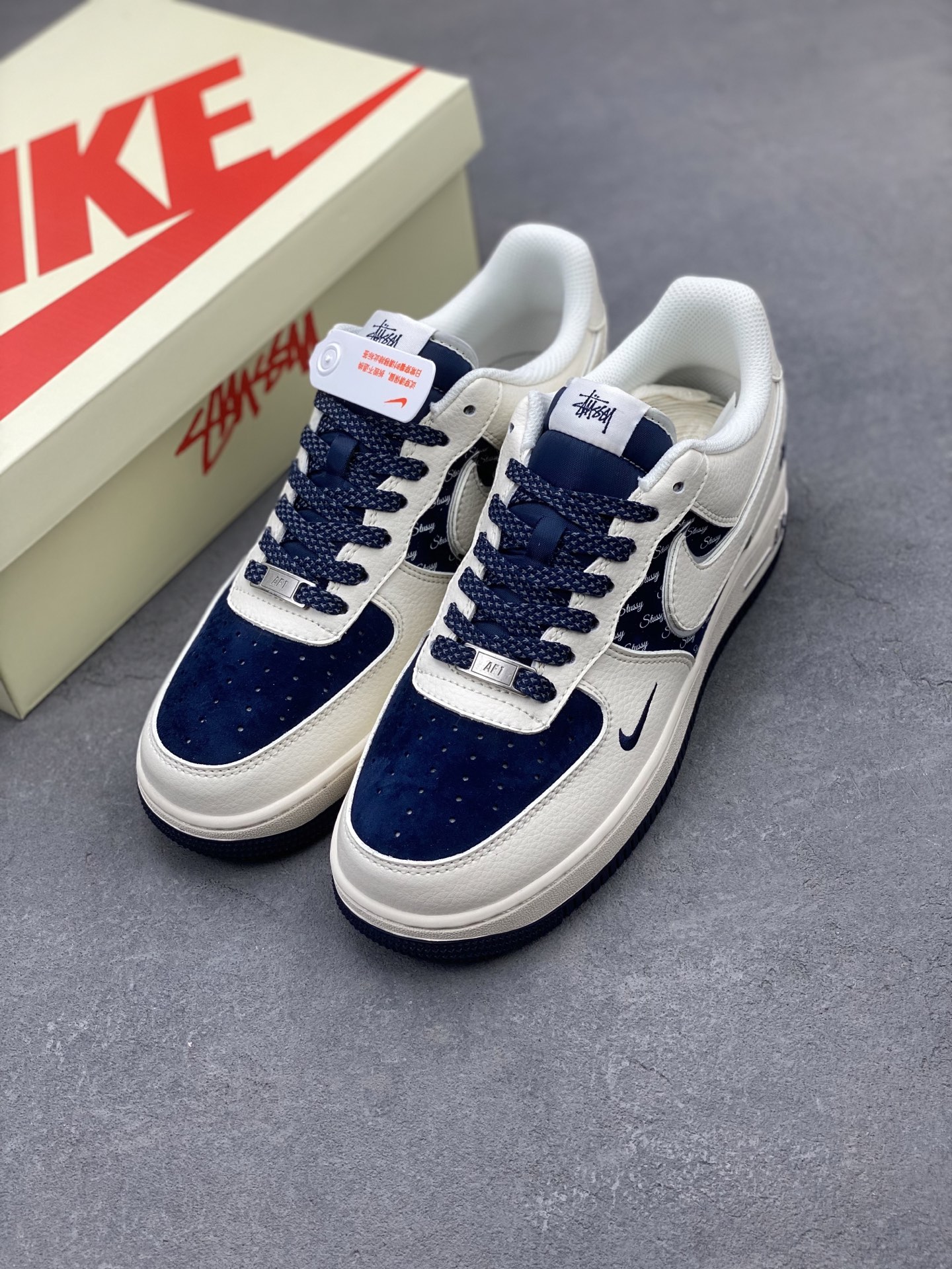 Nike Air Force 1 '07 Low Stussy Collab Sneakers - Cream/Navy Blue 9 i1741710064591 7372 0 7
