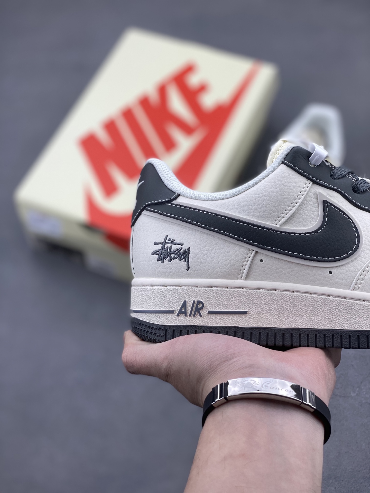 Nike Air Force 1 '07 Low Stussy Collab Sneakers - Mica Grey, Limited Edition 6 i1741710111941 607 0 4