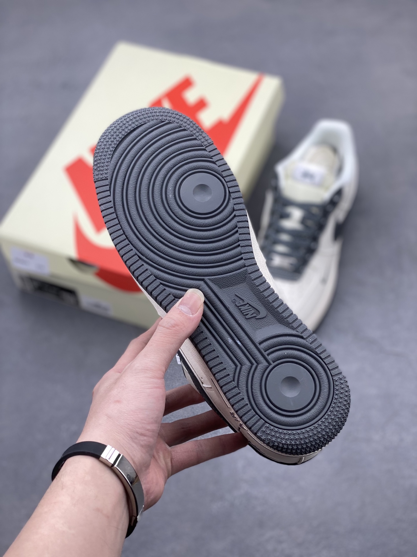 Nike Air Force 1 '07 Low Stussy Collab Sneakers - Mica Grey, Limited Edition 7 i1741710113367 8014 0 5