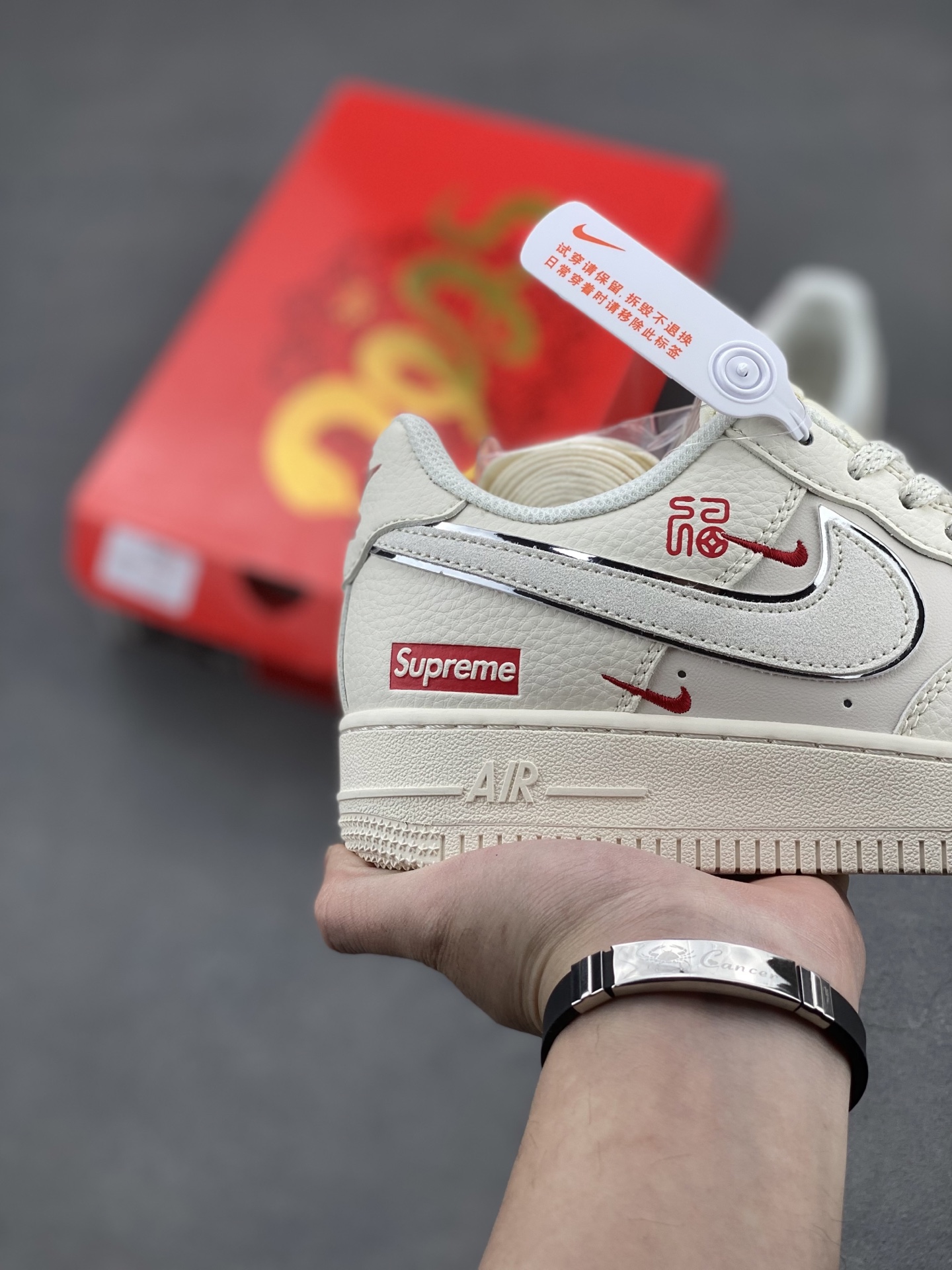 Nike Air Force 1 '07 Low Sneakers - Limited Edition Style and Comfort 6 i1741710211684 9221 0 4