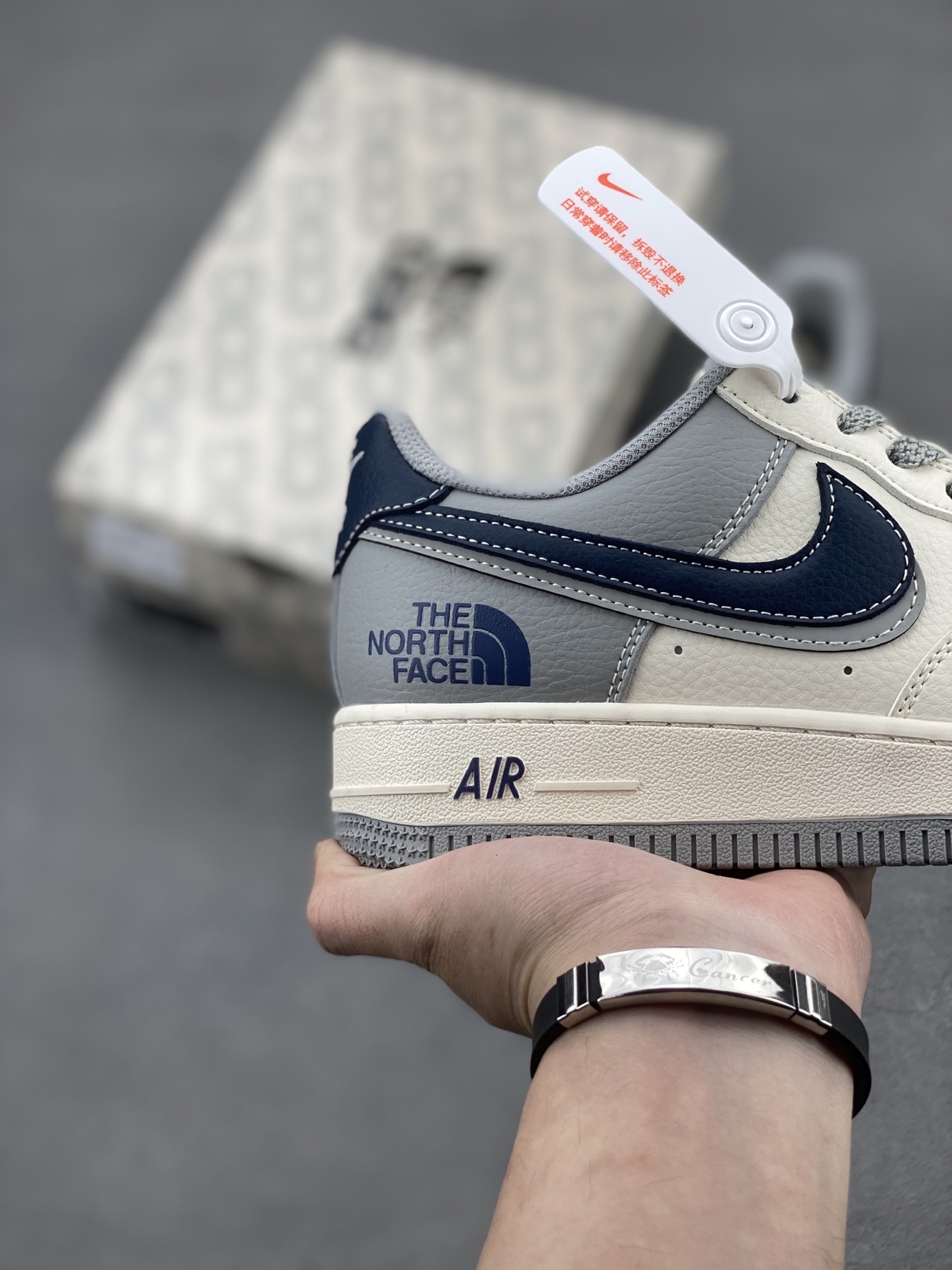 Nike Air Force 1 '07 Low The North Face Sneakers - Limited Edition 6 i1741710277881 298 0 4