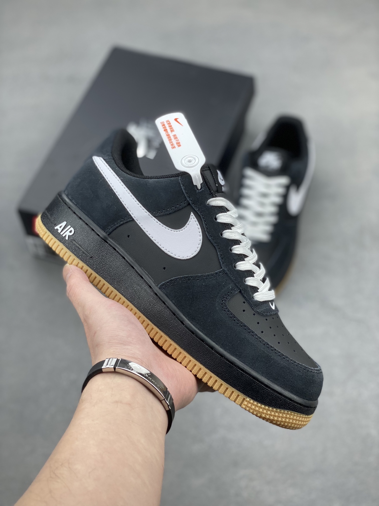 Nike Air Force 1 '07 Low Black/White Sneakers - Limited Edition 2 i1741710323280 5951 0 0