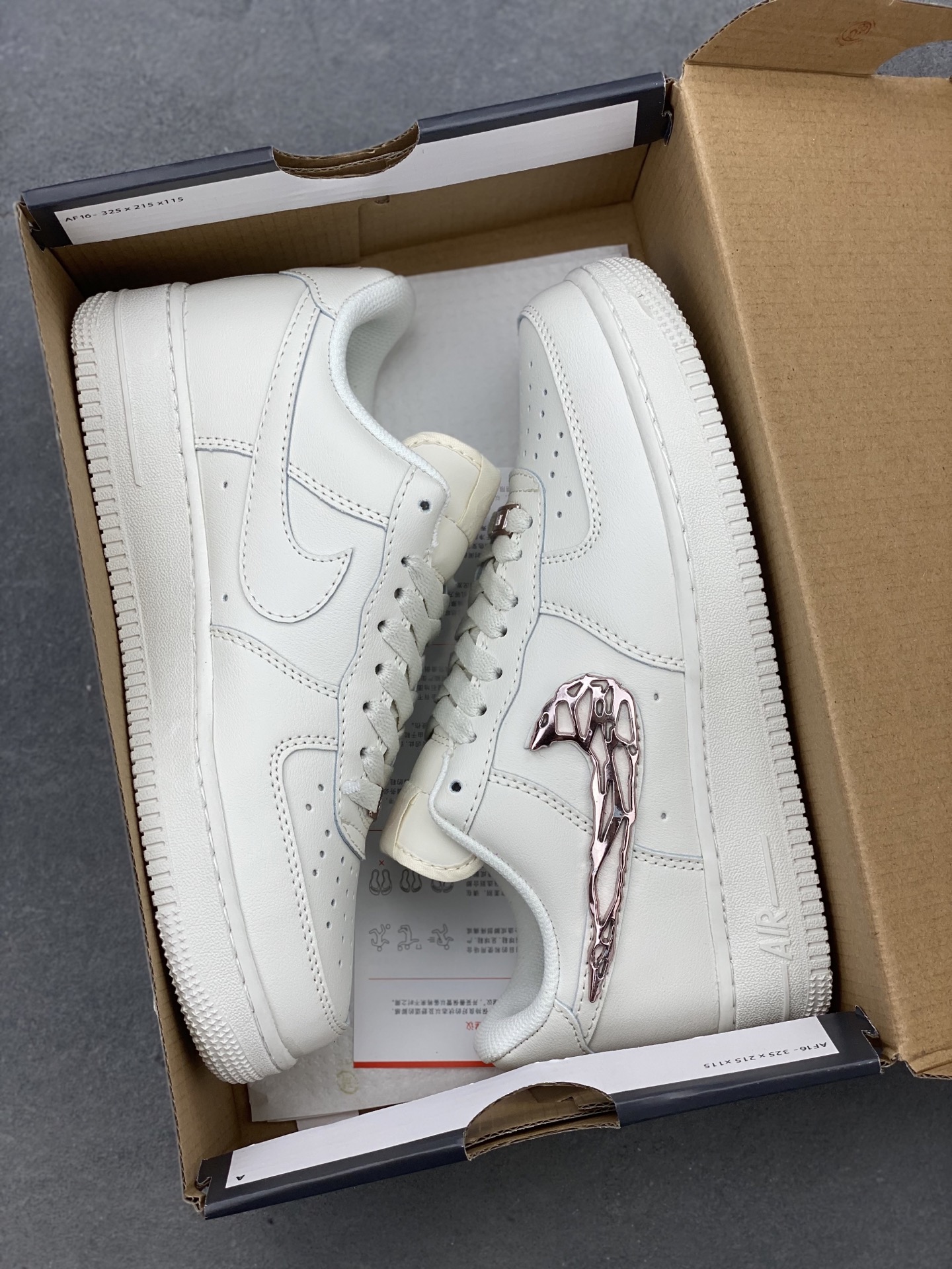 Nike Air Force 1 '07 Low White Casual Shoes with Unique Swoosh Detail 10 i1741710406424 3091 0 8