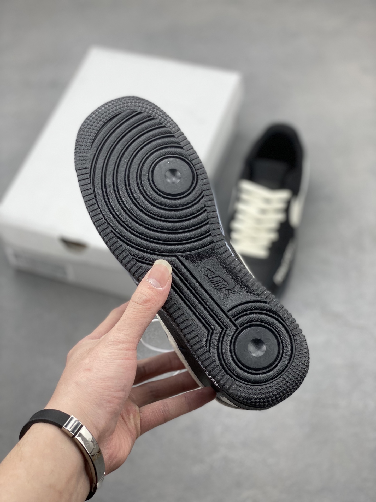 Nike Air Force 1 '07 Low Black/White Casual Sneakers CW2288-111 7 i1741710451323 2912 0 5