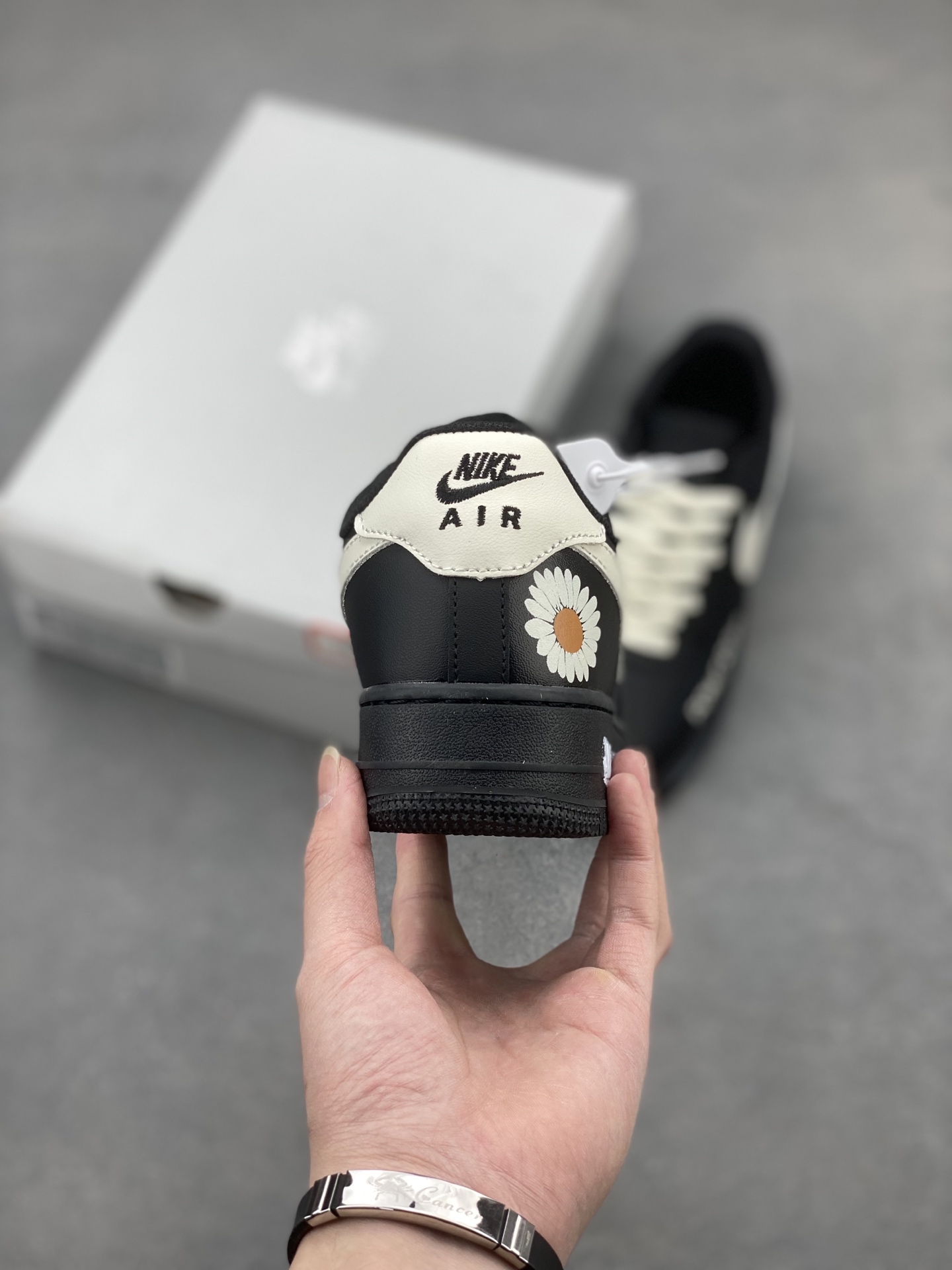 Nike Air Force 1 '07 Low Black/White Casual Sneakers CW2288-111 5 i1741710454527 2002 0 3