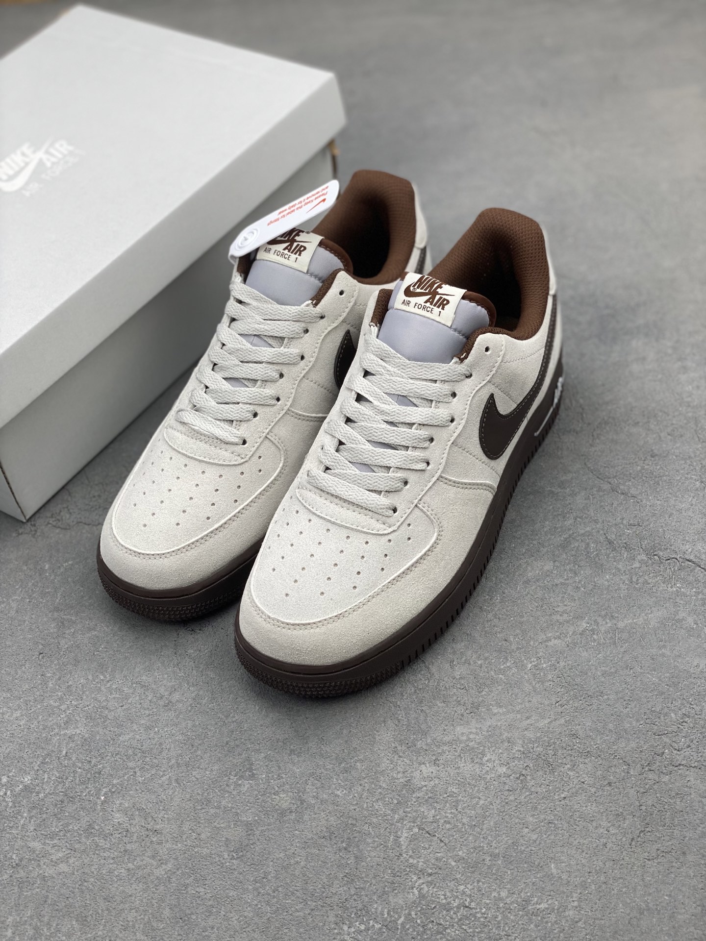 Nike Air Force 1 '07 Low Beige Brown HQ3458-104 Casual Sneakers 9 i1741710492488 3474 0 7