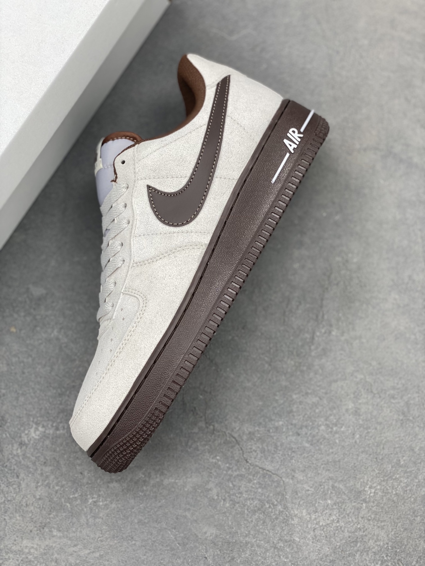 Nike Air Force 1 '07 Low Beige Brown HQ3458-104 Casual Sneakers 8 i1741710492756 257 0 6