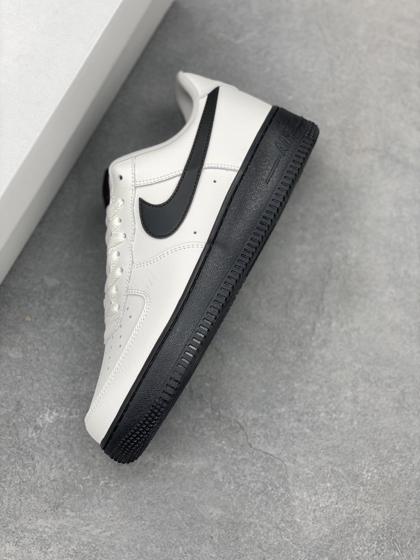 Nike Air Force 1 '07 Low-Top Sneakers - Black & White, HJ7180-030 8 i1741710714801 8864 0 6