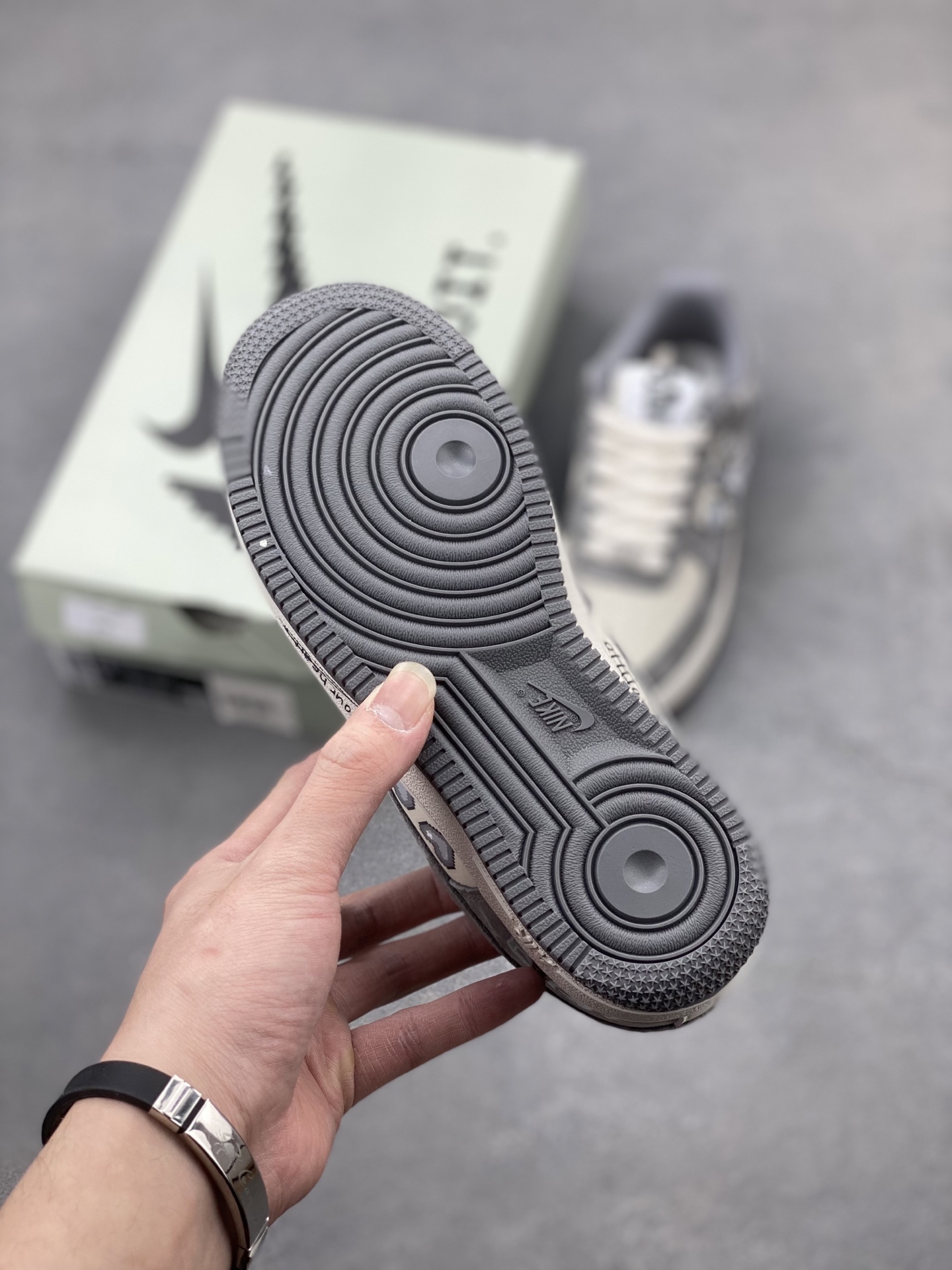 Nike Air Force 1 '07 Low Sneakers Limited Edition, Company Grade 7 i1741710773100 7292 0 5