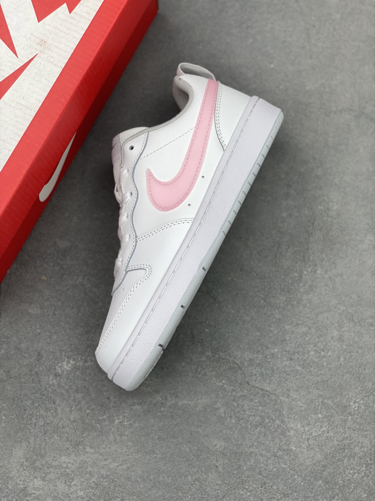 Nike Court Borough Low White/Pink Leather Sneaker - Durable, Breathable Comfort 8 i1741710883985 8803 0 6