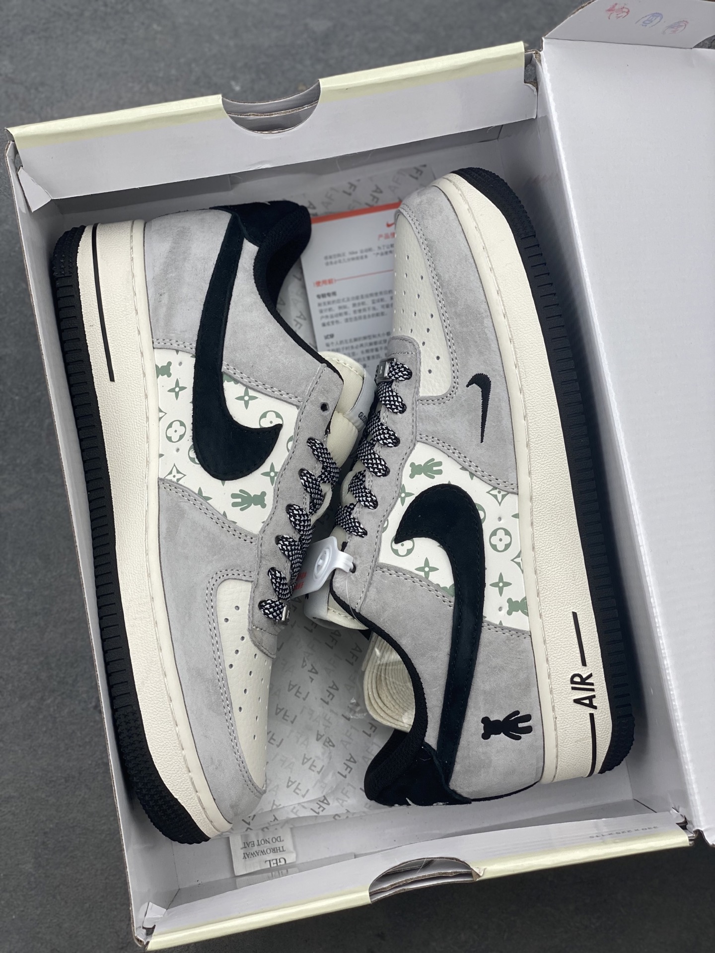 Nike Air Force 1 '07 Low Grey Black Bear Limited Edition Sneakers 9 i1742057314468 2550 0 8
